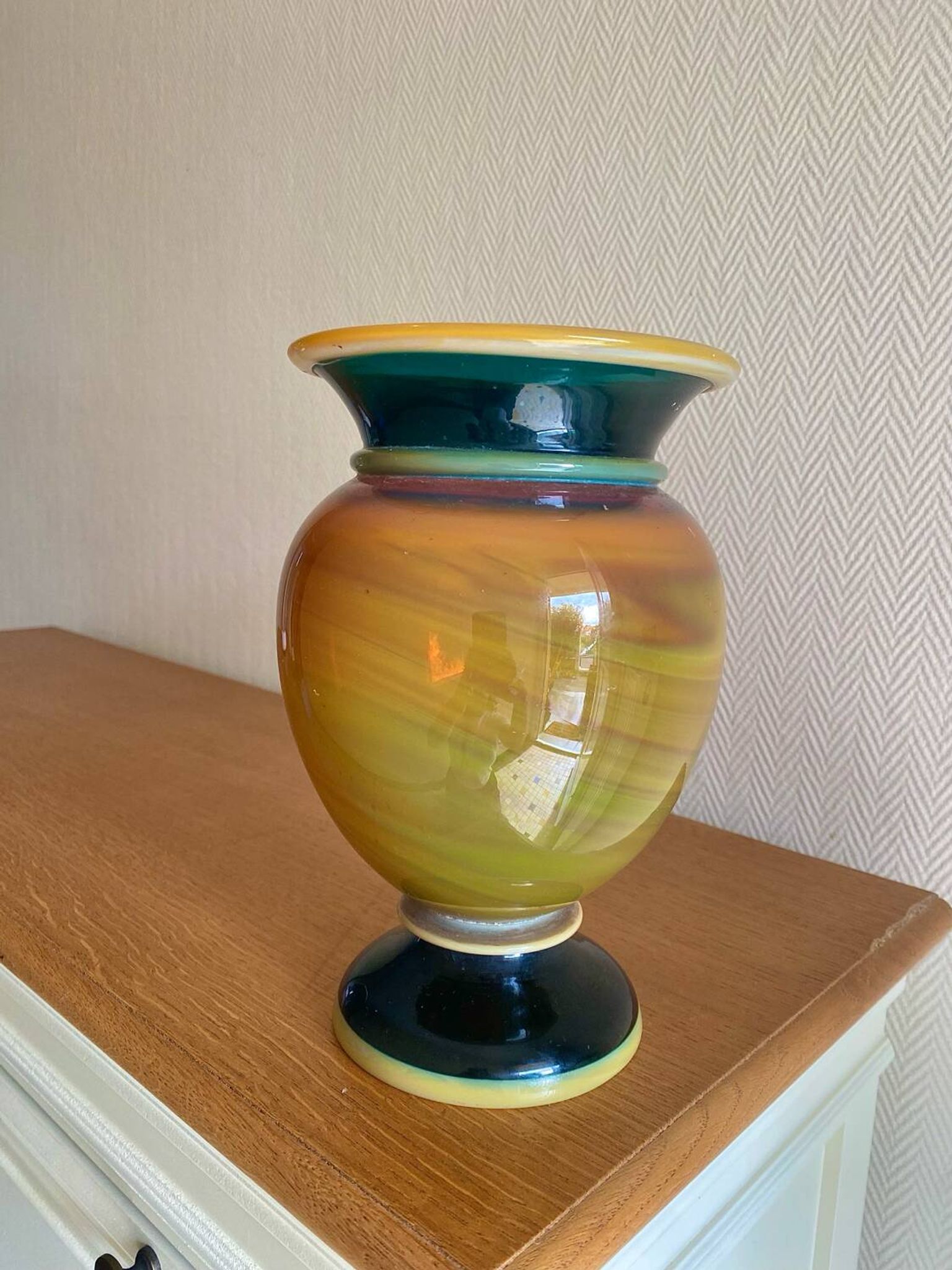 Ancien vase en cristal soufflé marbré