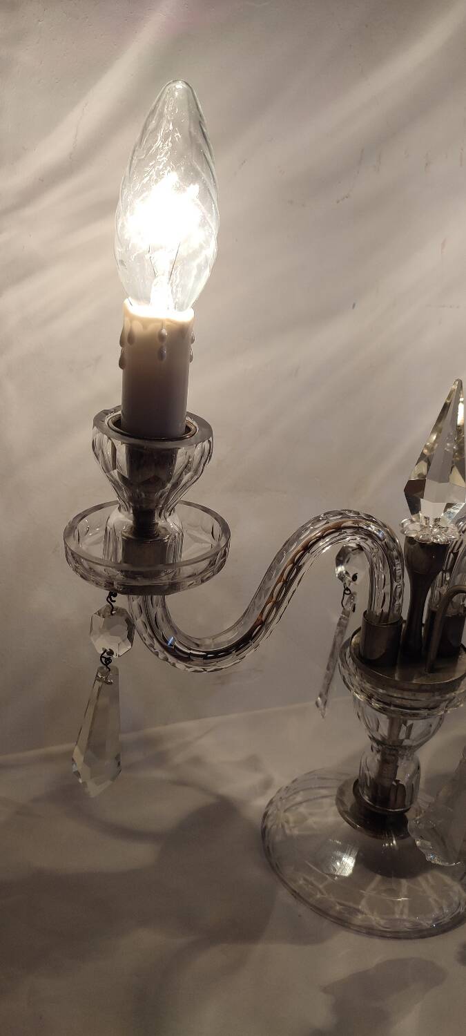 Lámpara de mesa de cristal. Francia, 1950s.