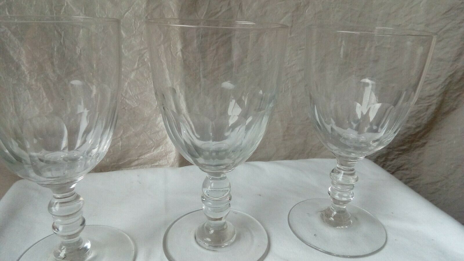 3 glass-cut pent foot glasses