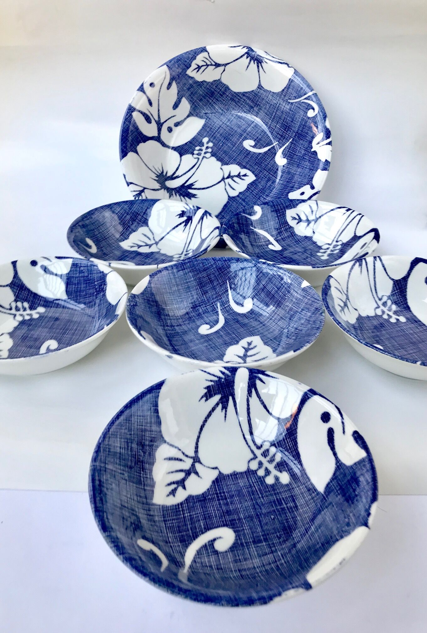 Lot de 6 petites assiettes creuses Tiki