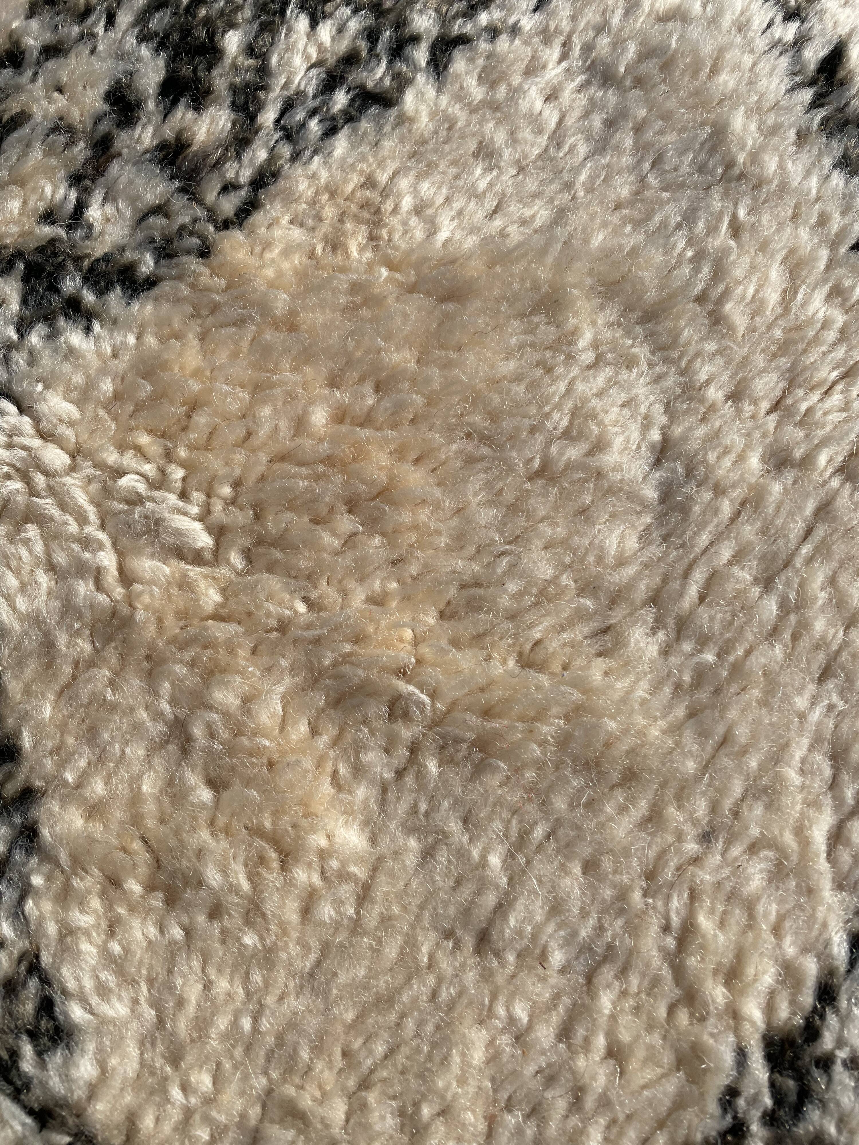 Carpet berbere beni ouarain old years 1958 modern