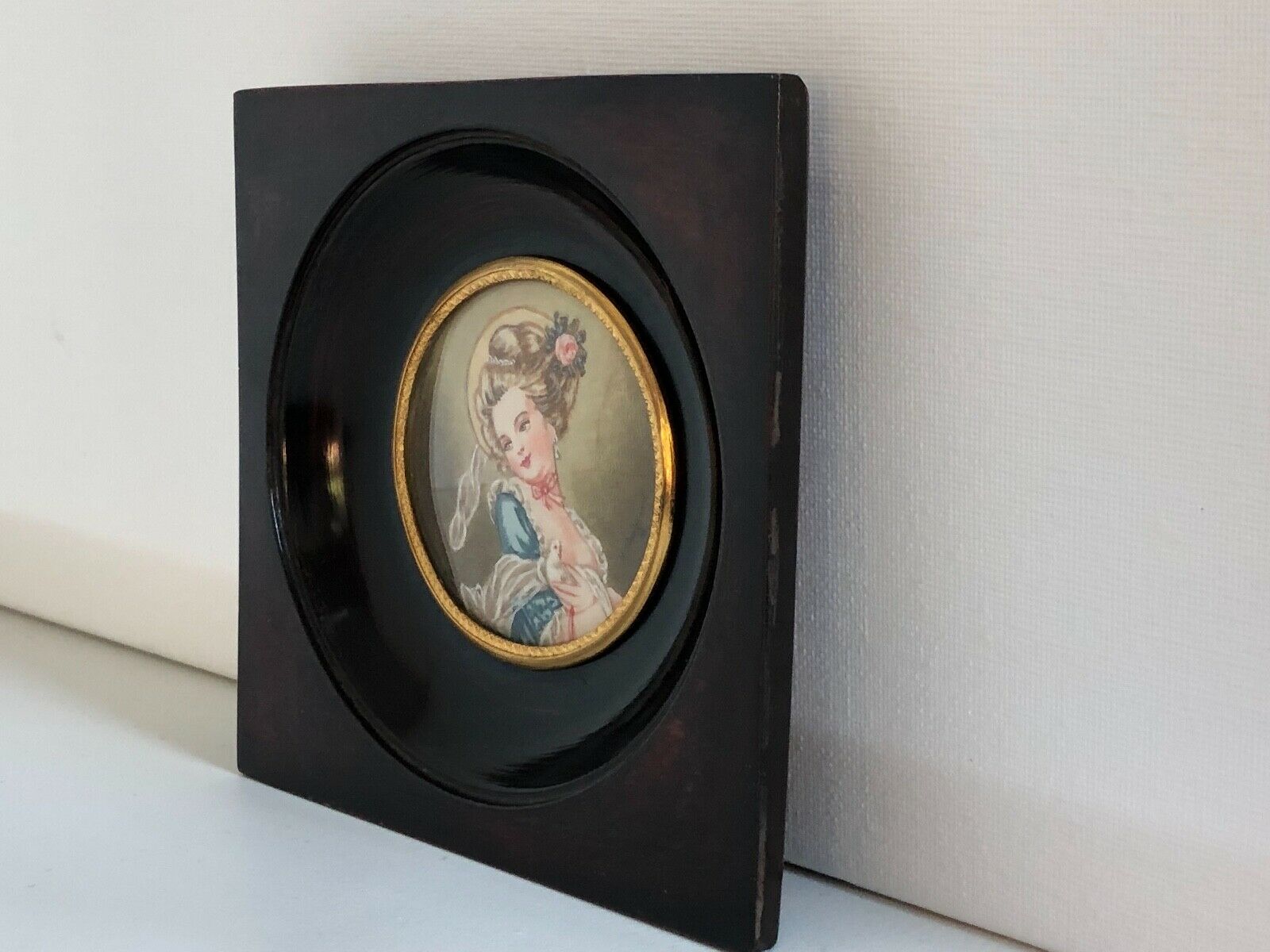 Miniature peinte à la main d'apres Fragonard cadre en bois vers 1900