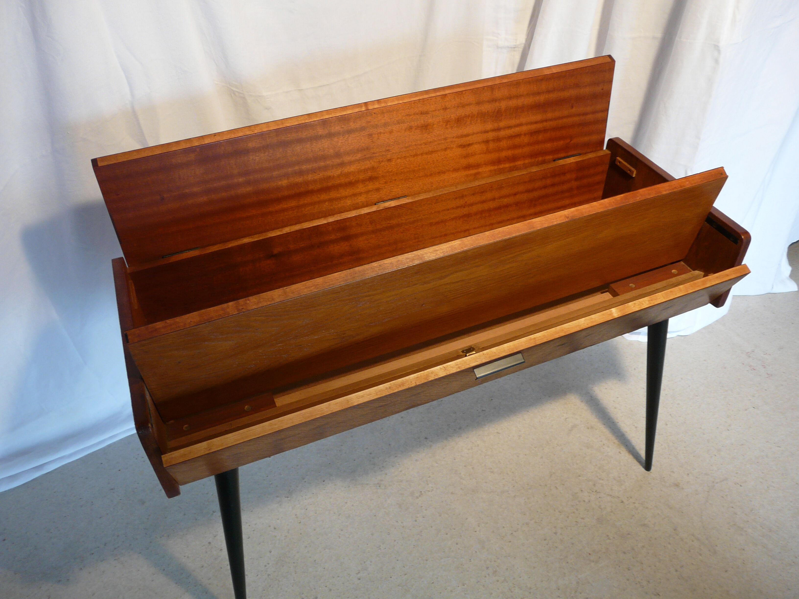 Desktop console vintage 50s