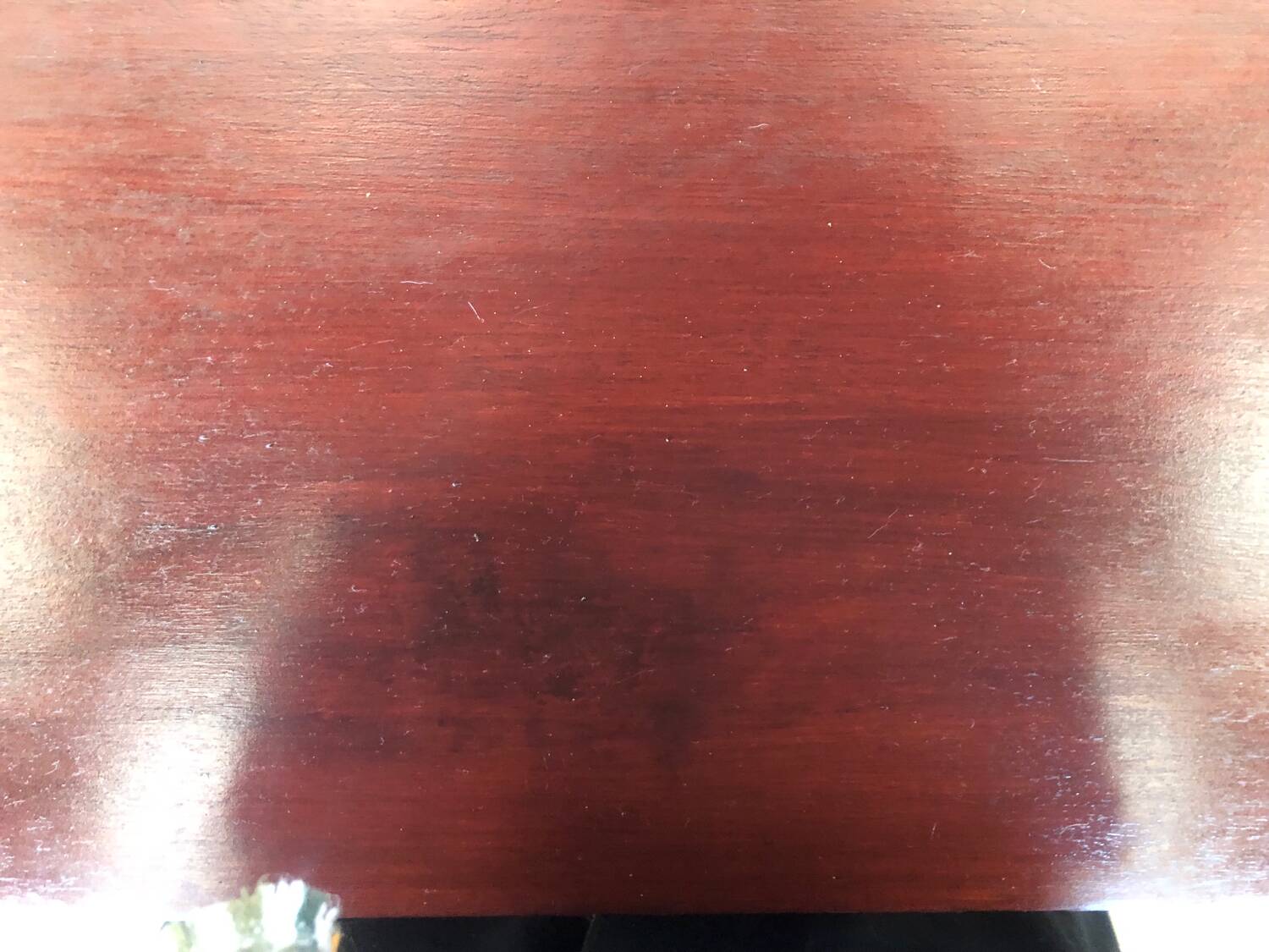 Scandinavian sled base desk