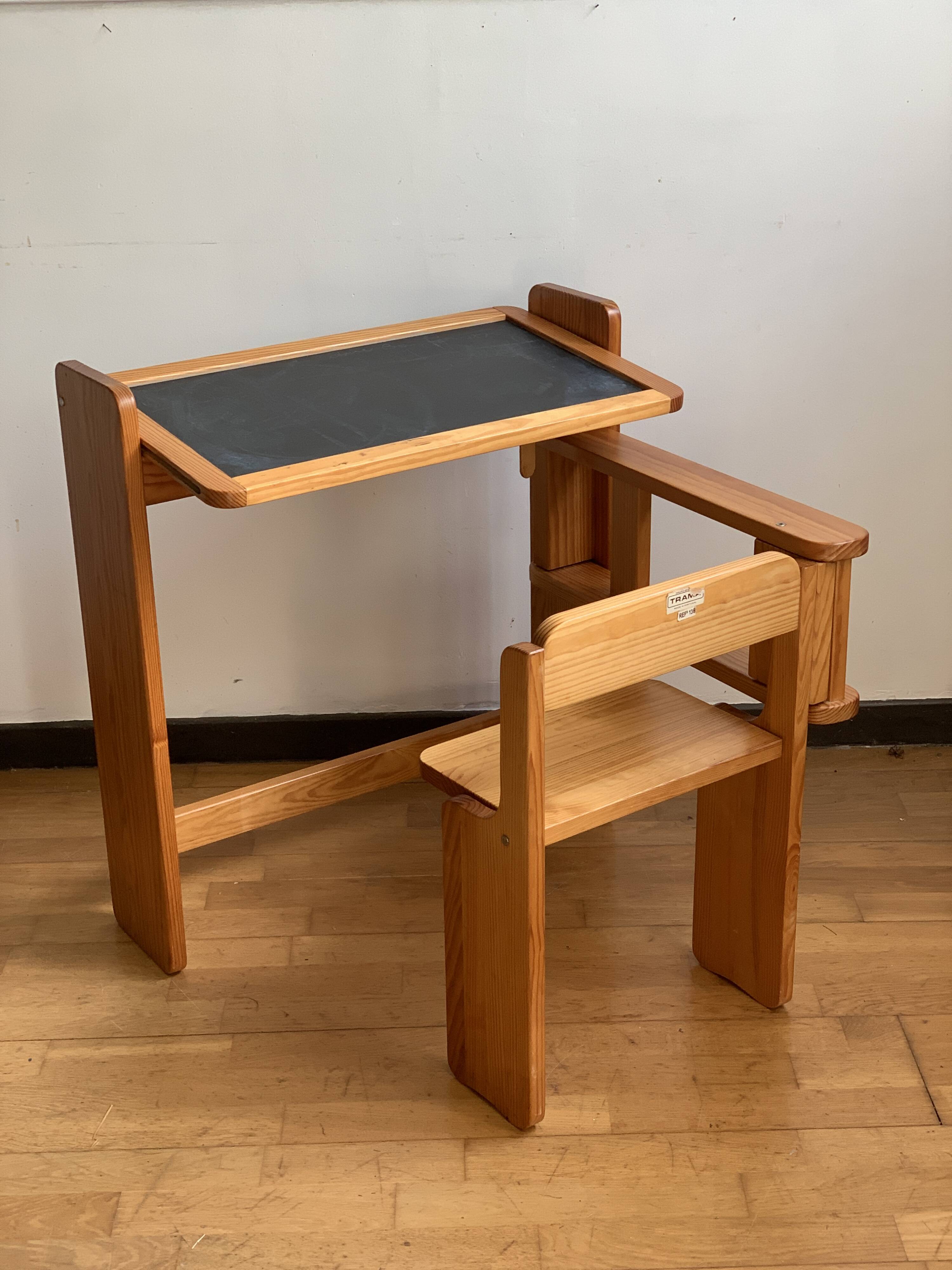 Children's folding desk