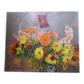 Antique oil painting depicting a bouquet of flowers