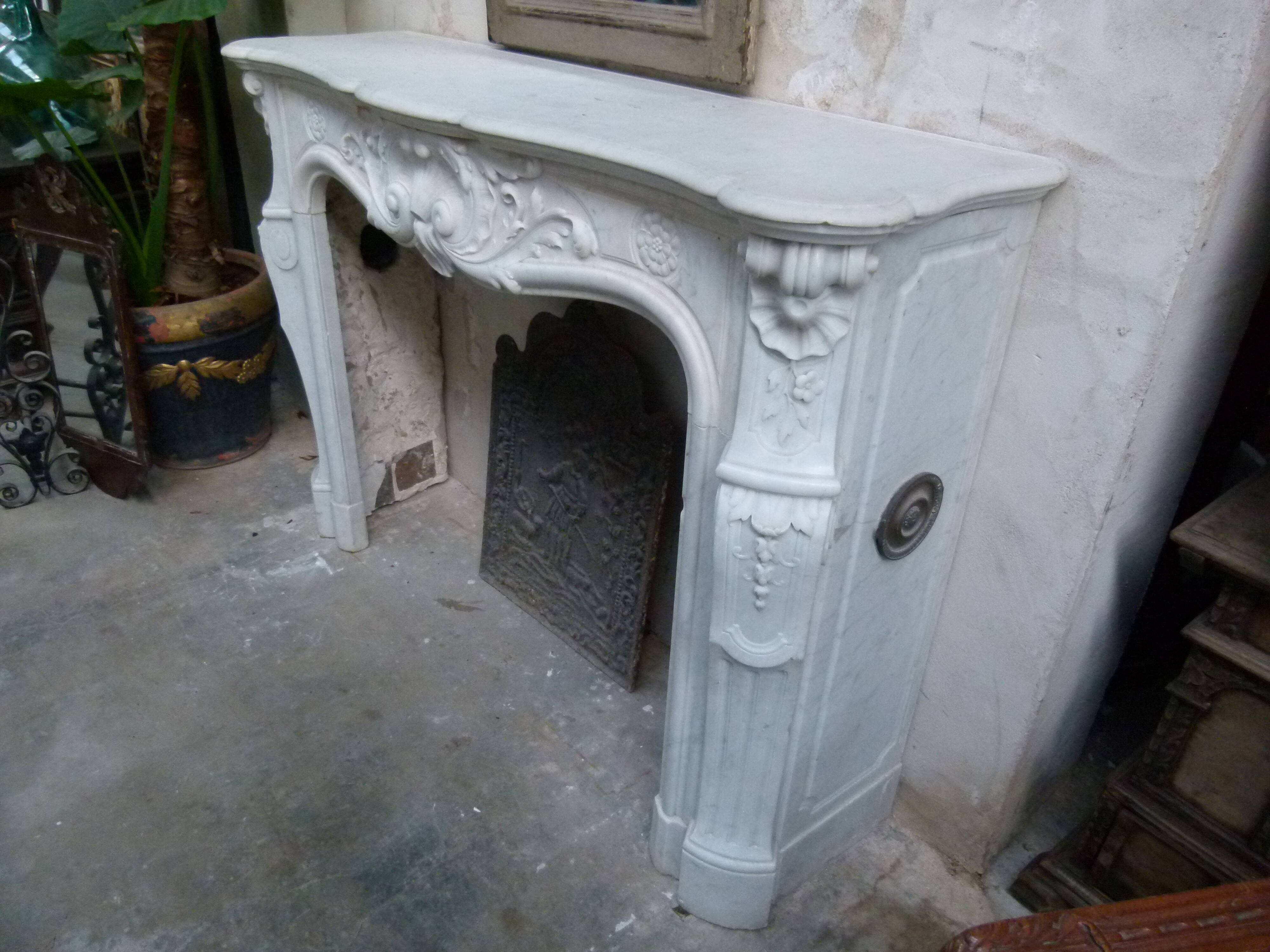 19th century Carrara marble fireplace
