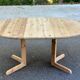 Table à manger ronde décapée extensible style Rainer Daumiller Hirtshal 146