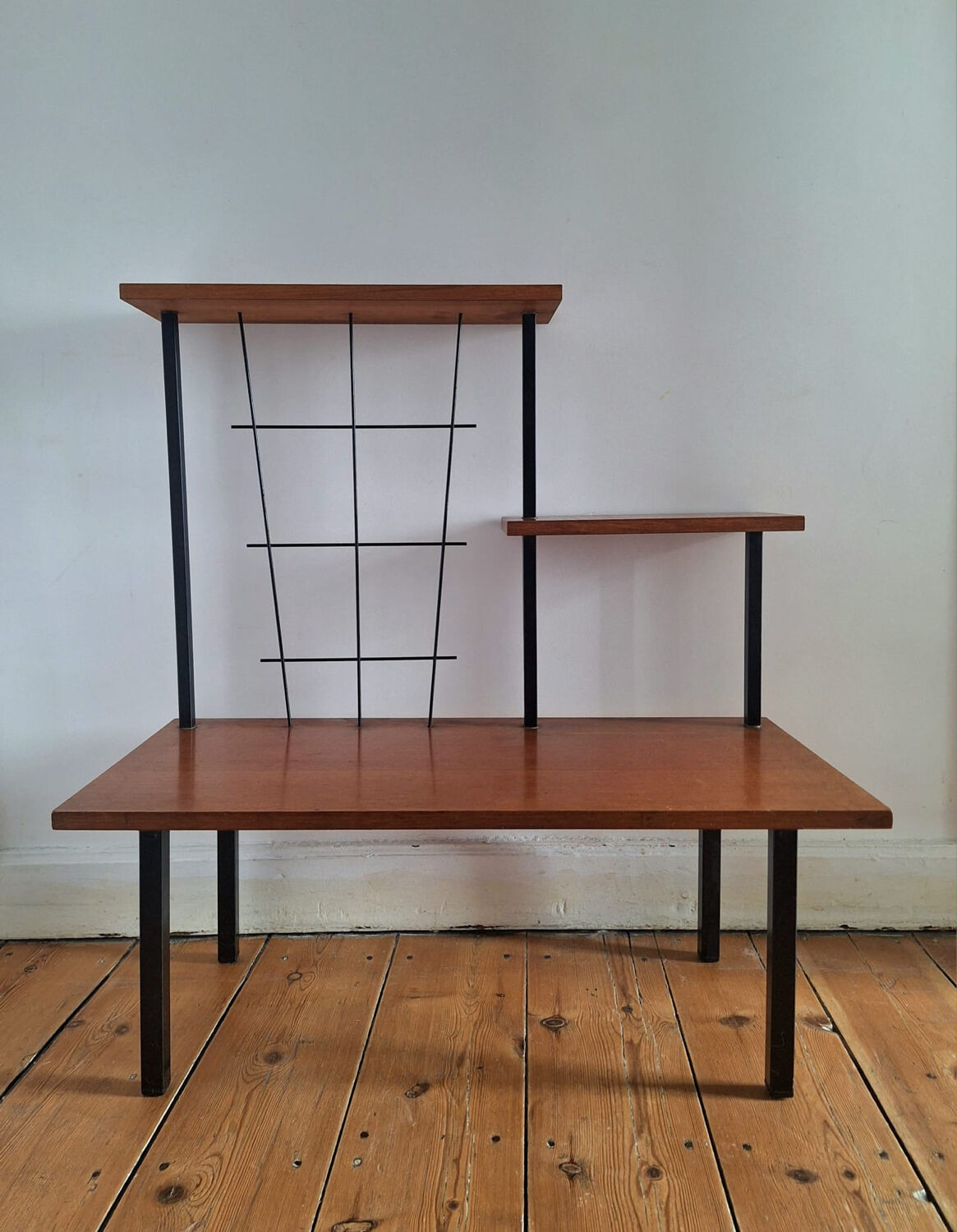 Meuble d’appoint vintage, porte-plantes
