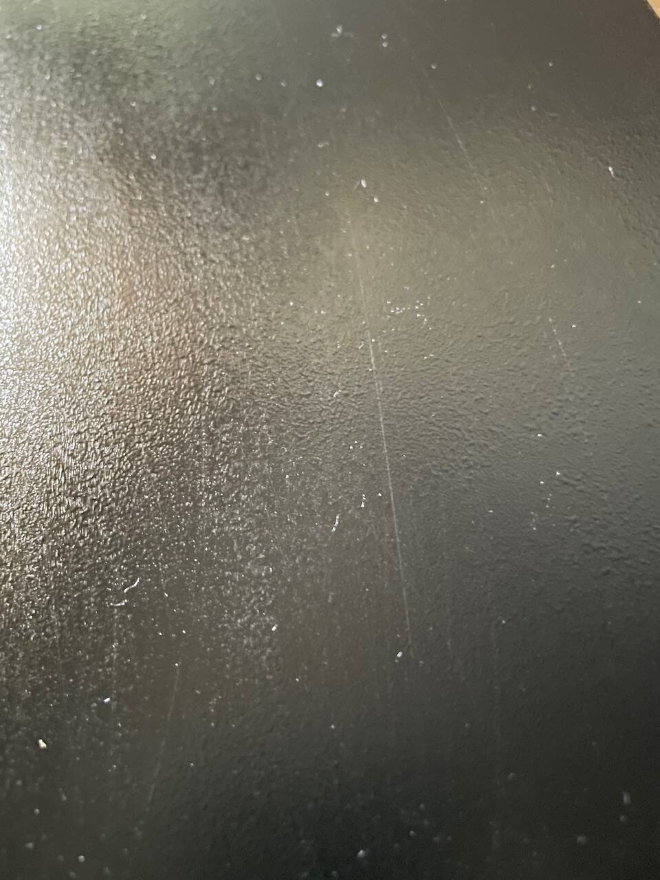 Adjustable vintage wall shelf in black metal and brass