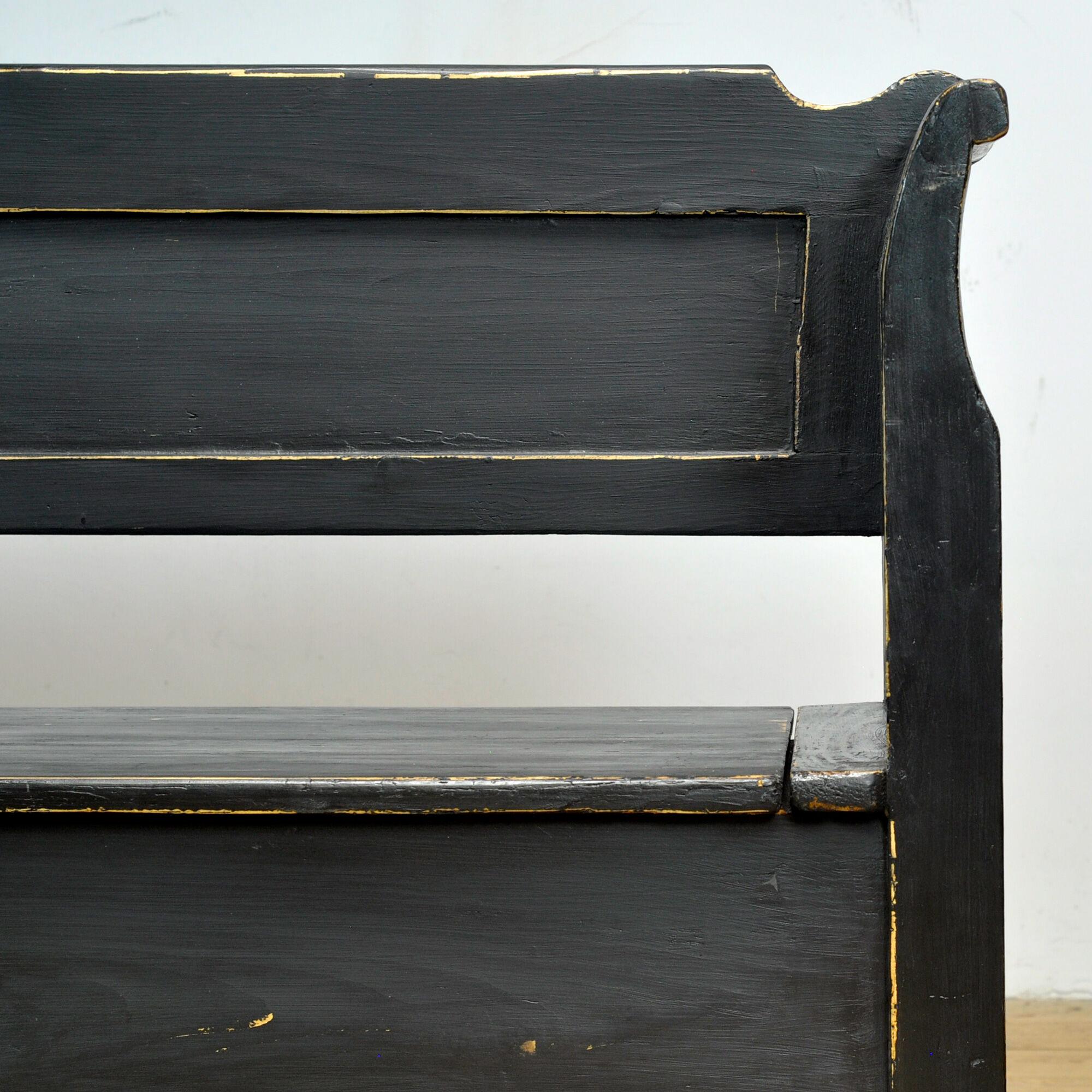 Antique pine drop-top bench, 1900s