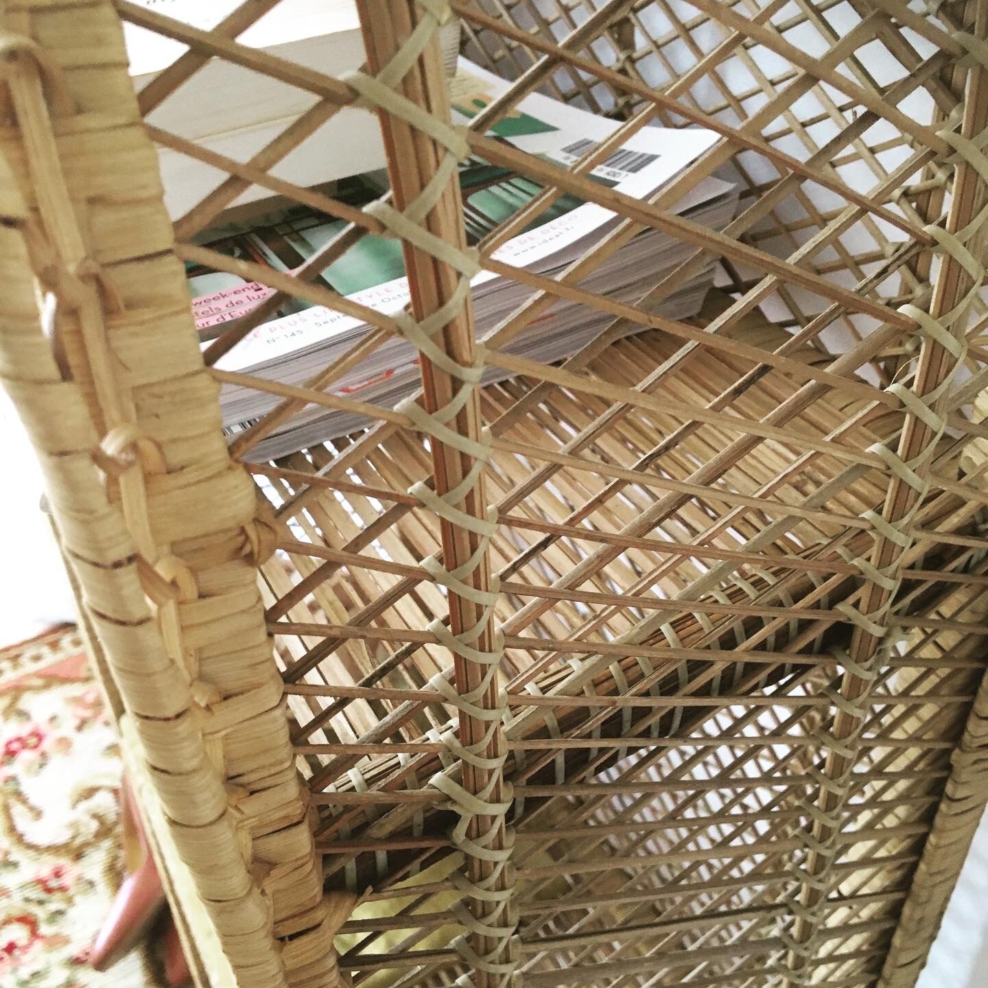 Wicker shelf