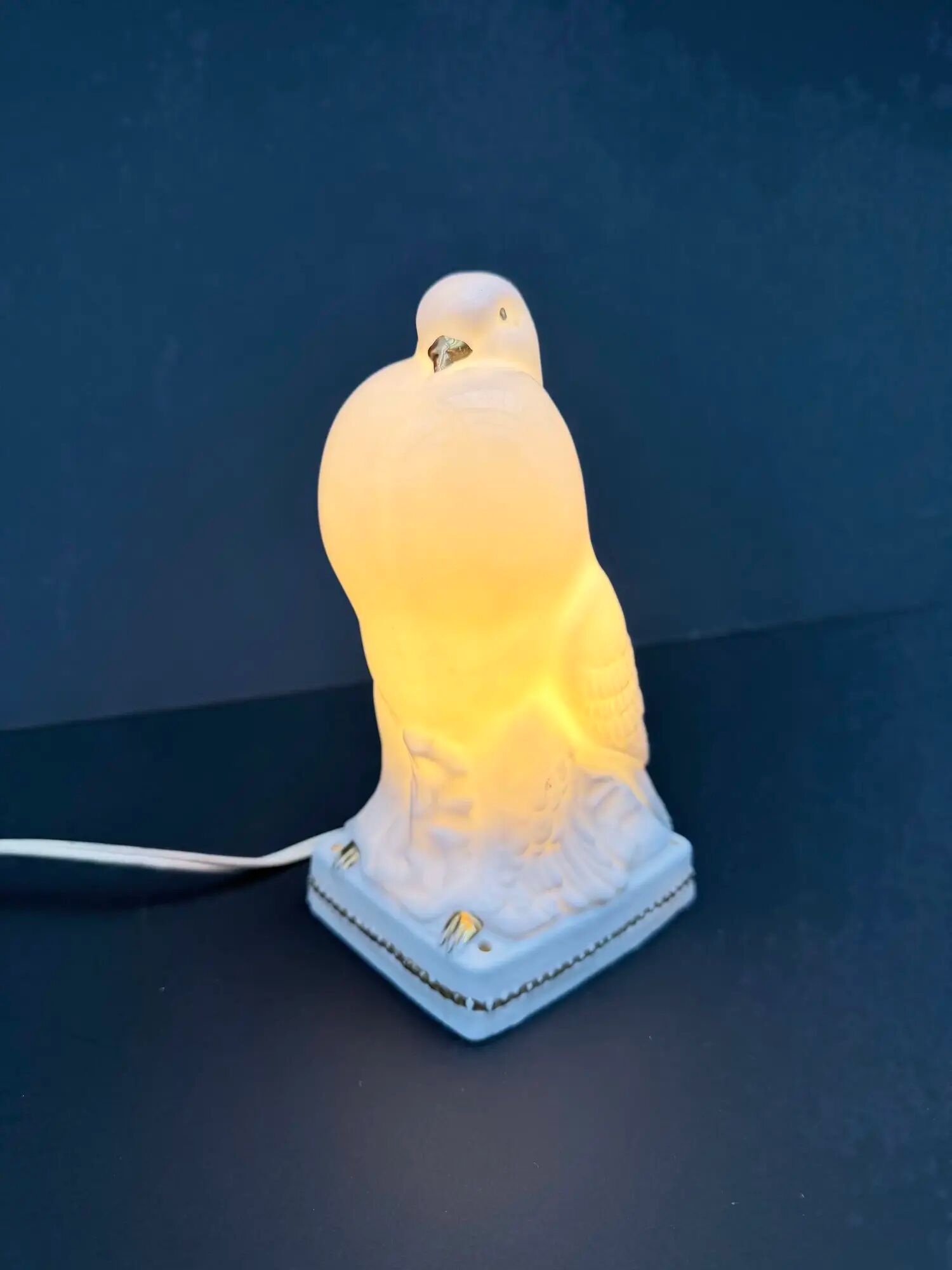 Art Deco night light in fine porcelain, France 1940