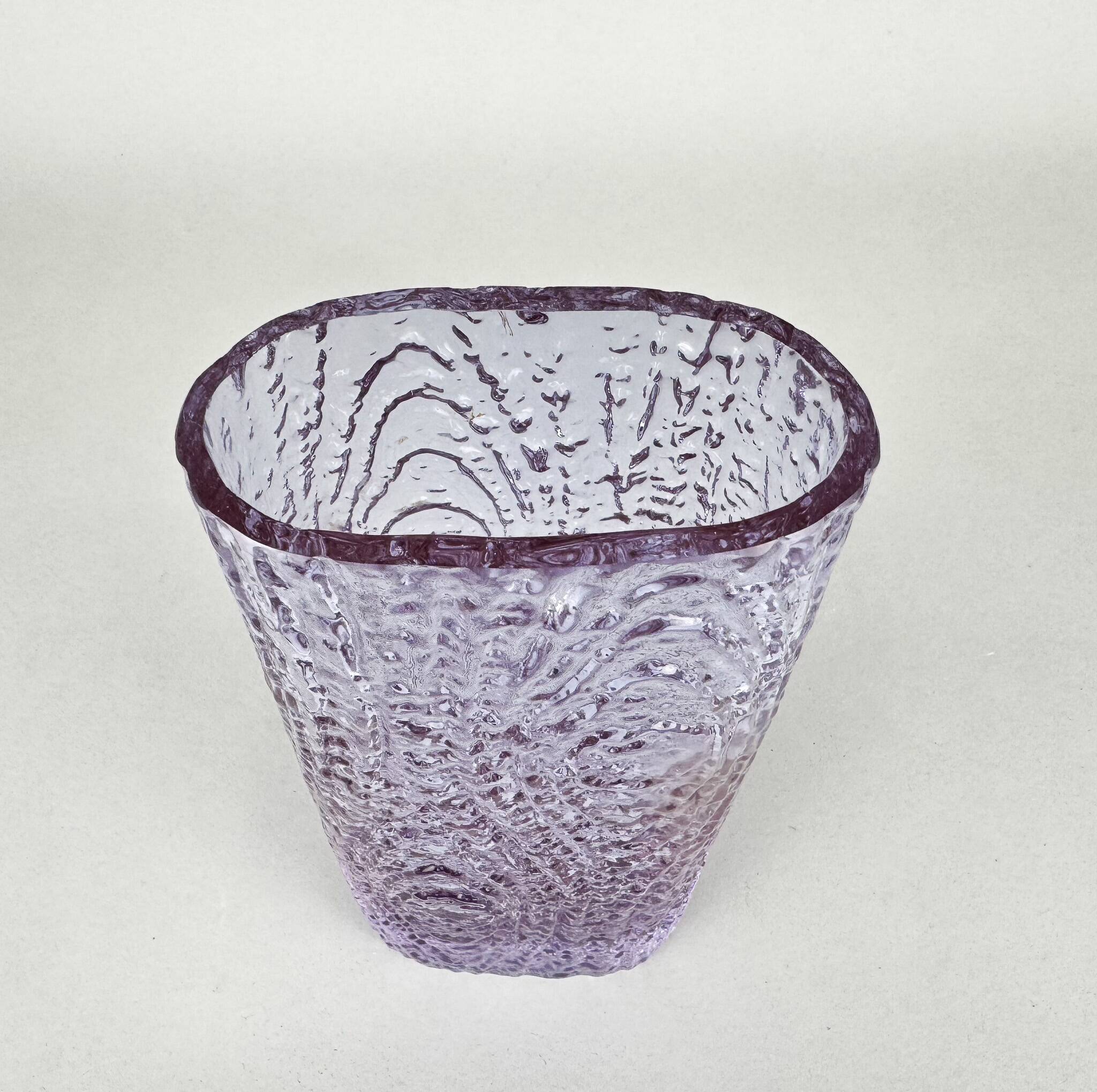 1960's Alexandrite Glass Vase by Vaclav Hanus, Czechoslovakia