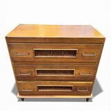 Vintage 1970s chest of drawers: wood and rattan, splayed legs.