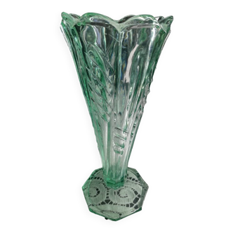 Art deco vase