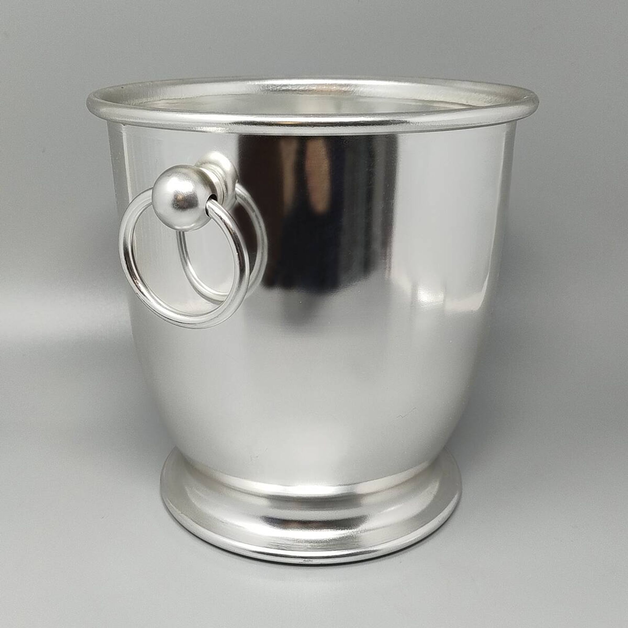 1970s Stunning Ice Bucket by ARIR. Made in Italy