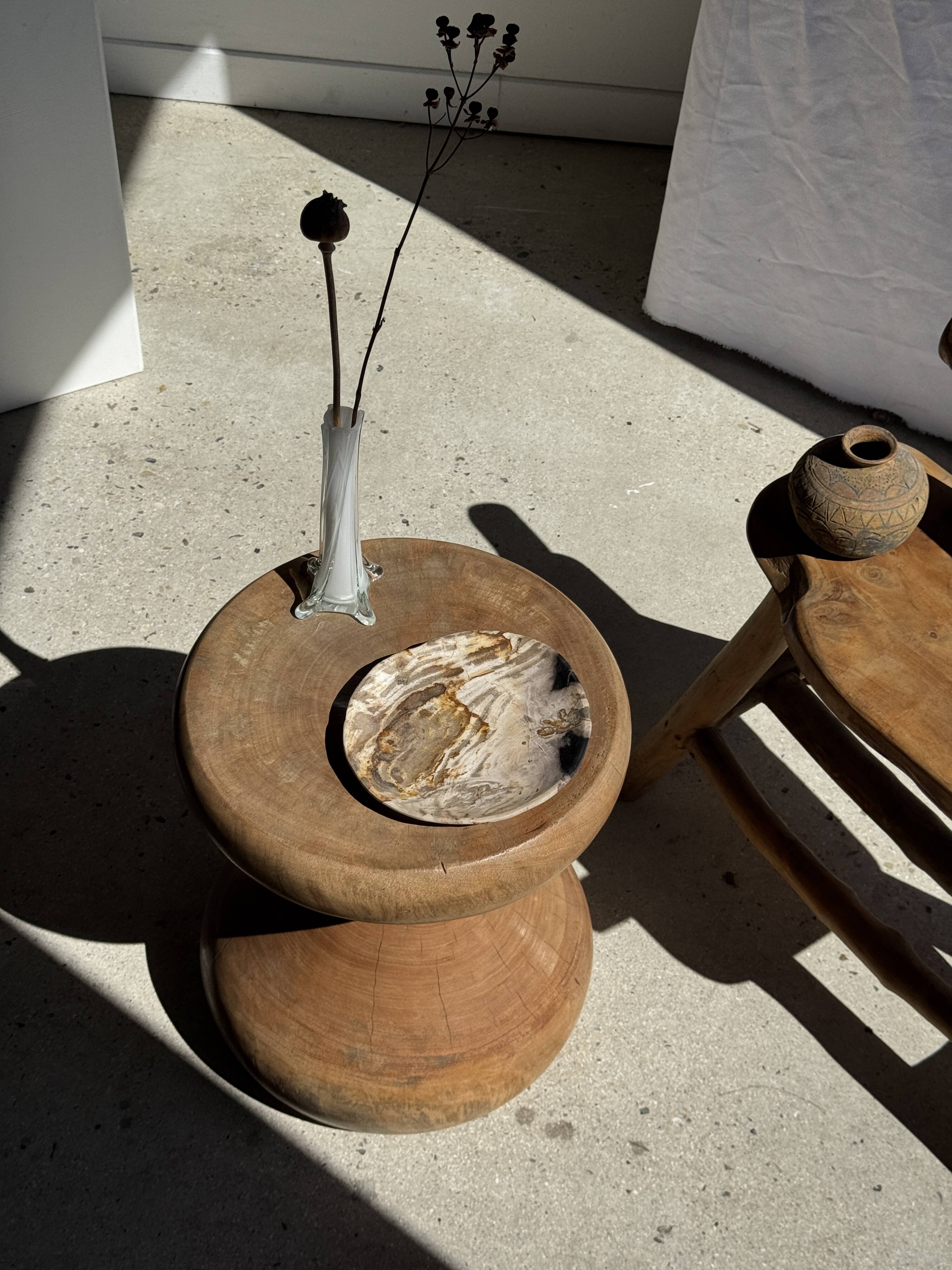 Pawn Natural - Stool, side table, end table in solid mango wood