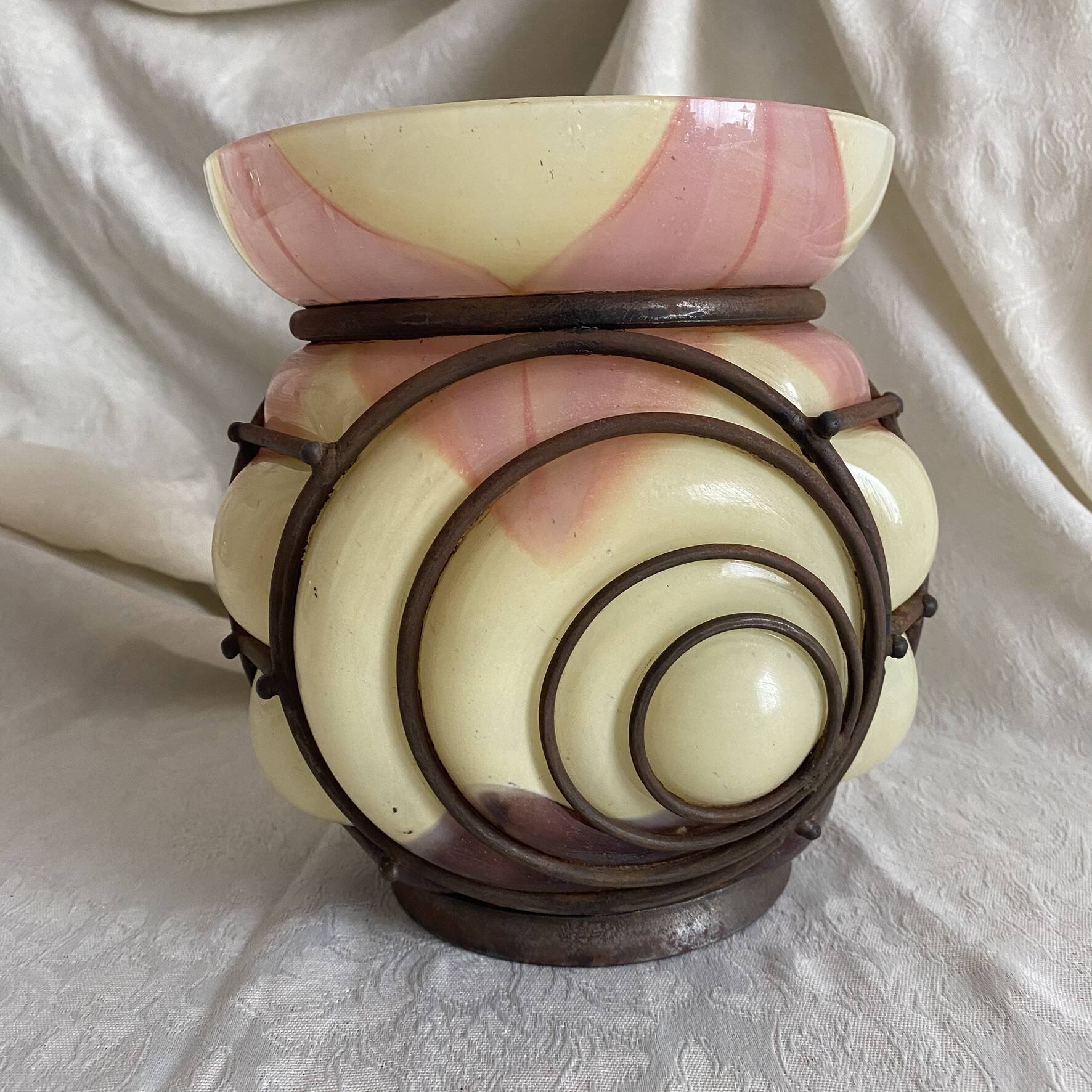 Art Deco vase in marbled glass and wrought iron, 1930s.