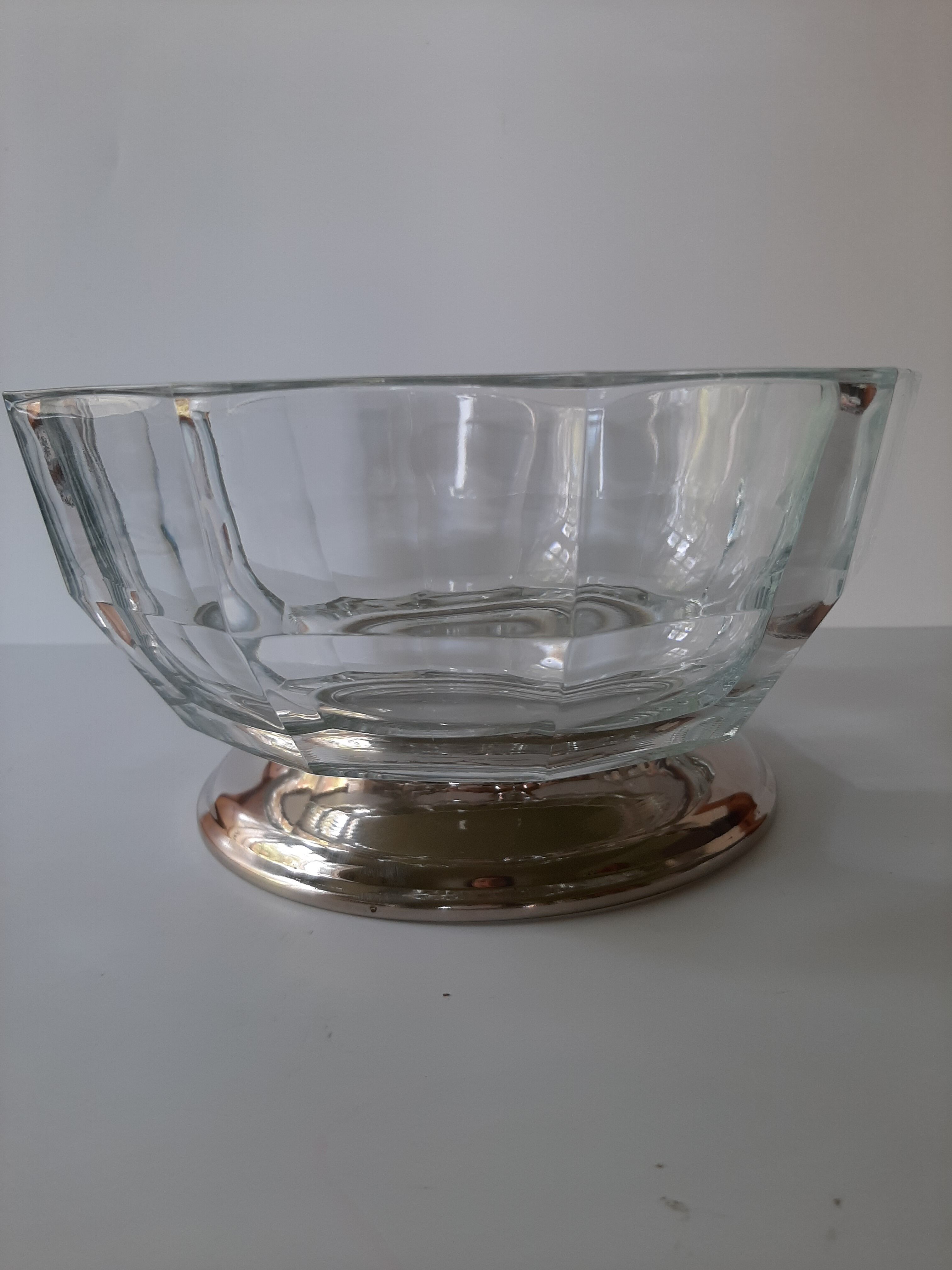 Art deco crystal cut