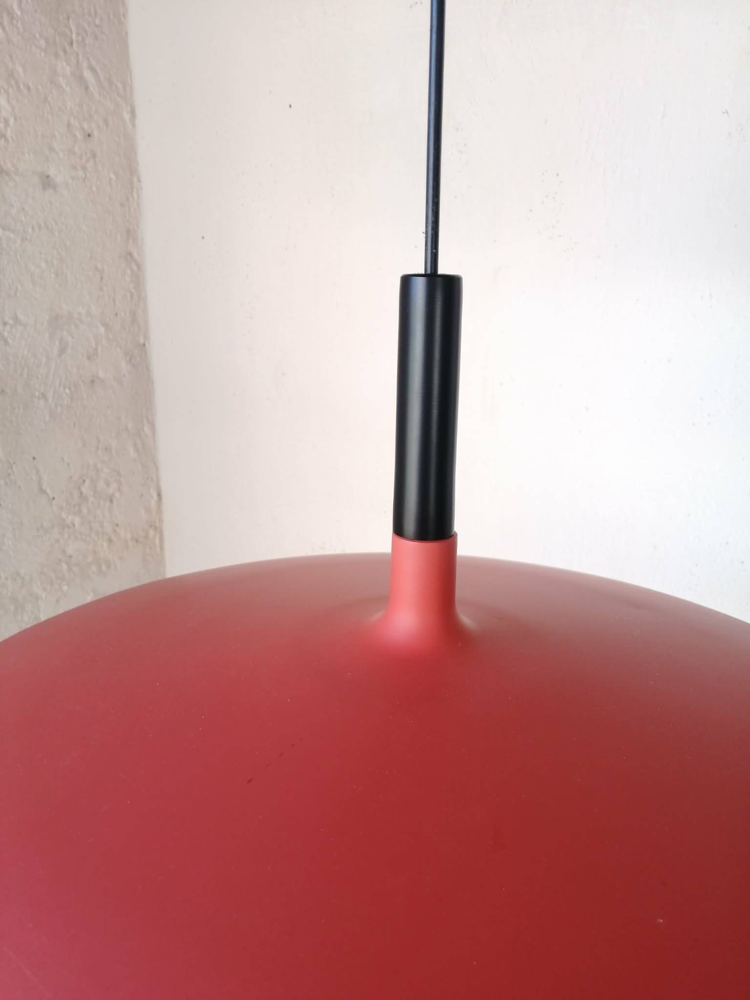 Scandinavian type red metal suspension