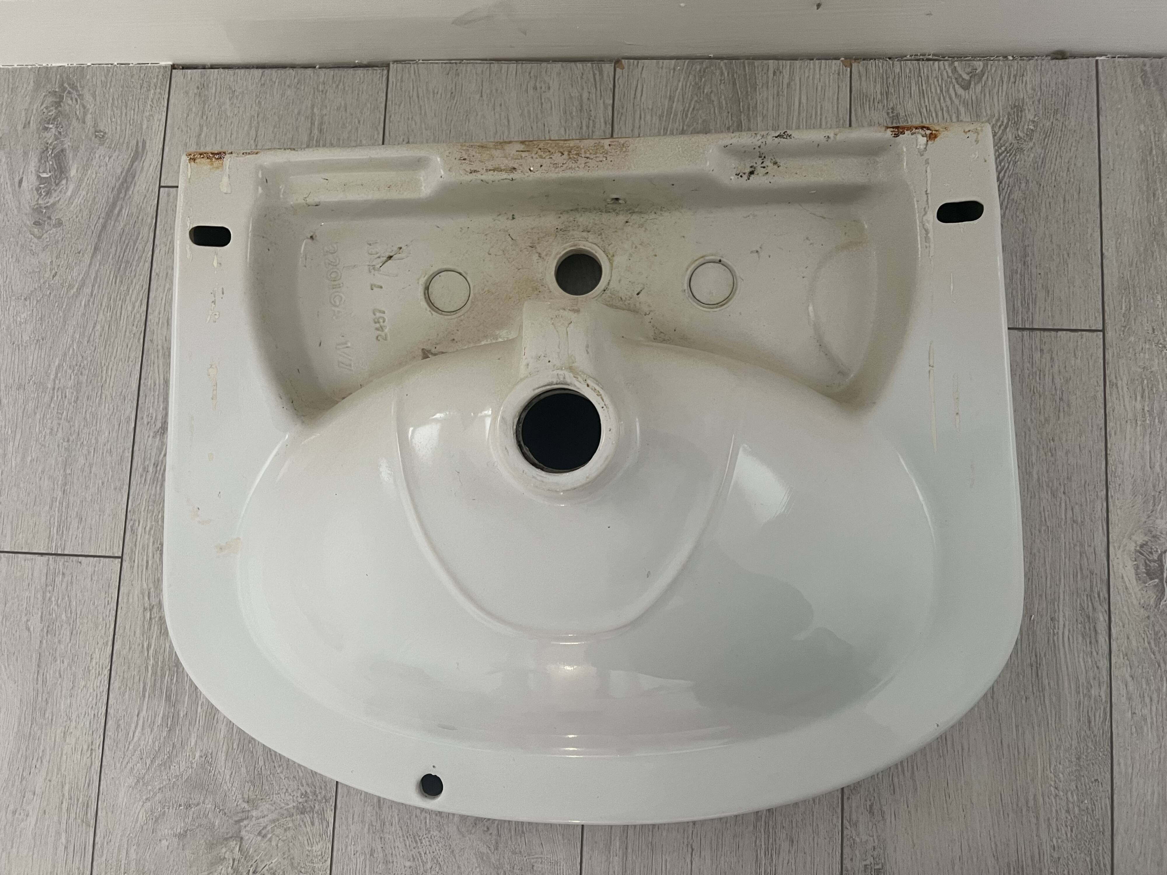 Lavabo / évier suspendu Roca blanc