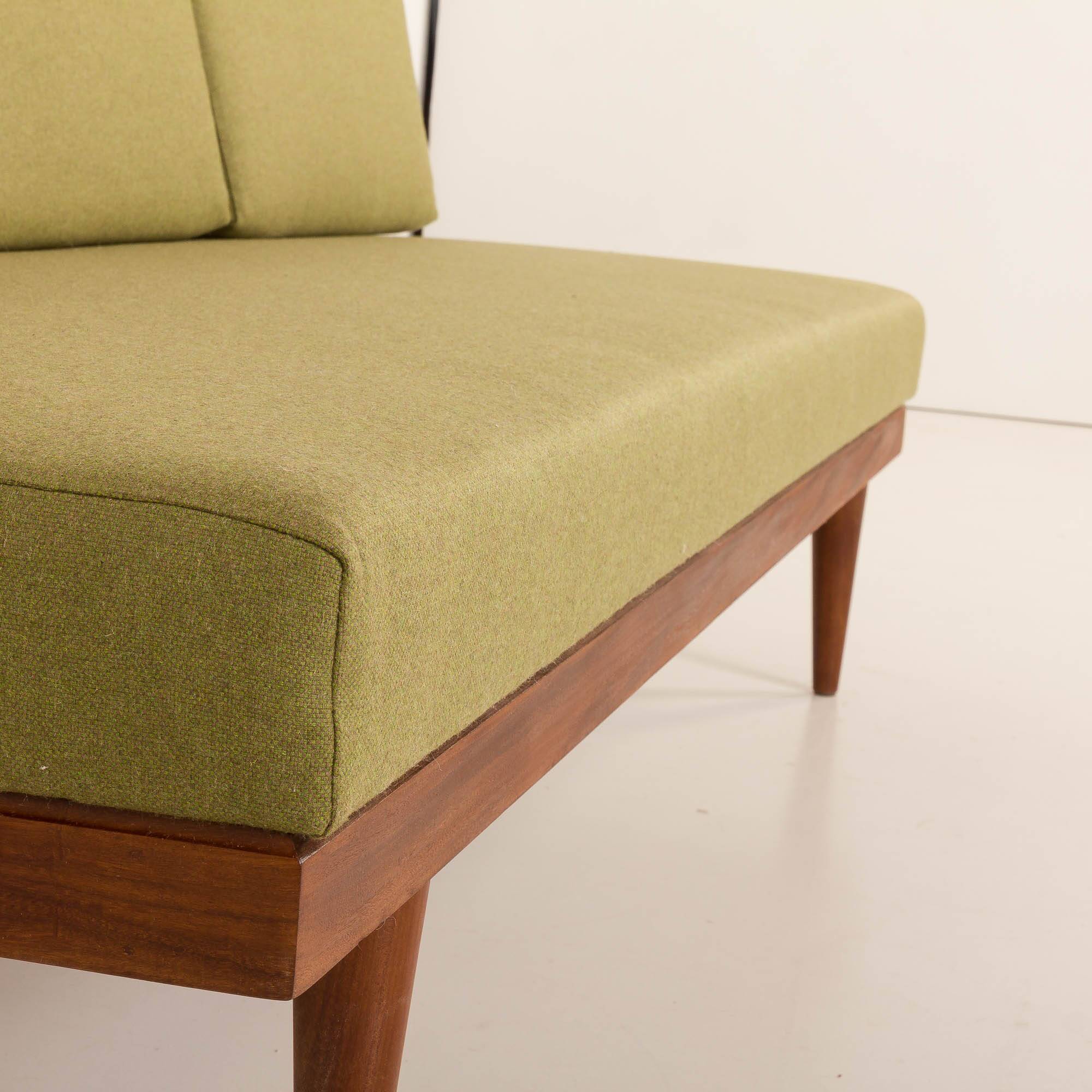 Svane daybed suit, set of 2 sofas and a side table by Igmar Relling, Norway