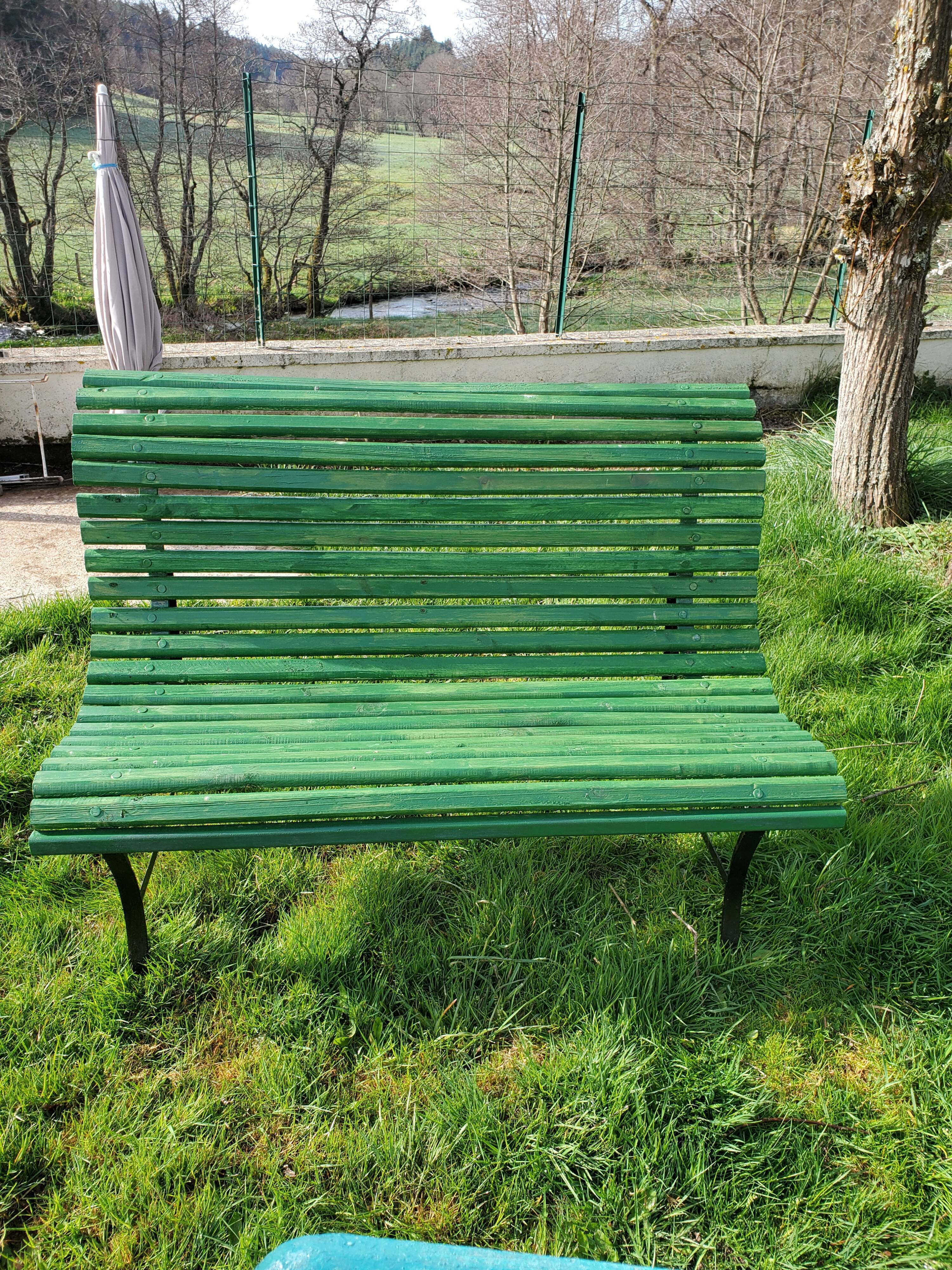 Slatted garden bench