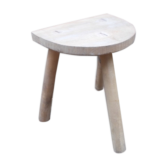 Tabouret tripode bois brut