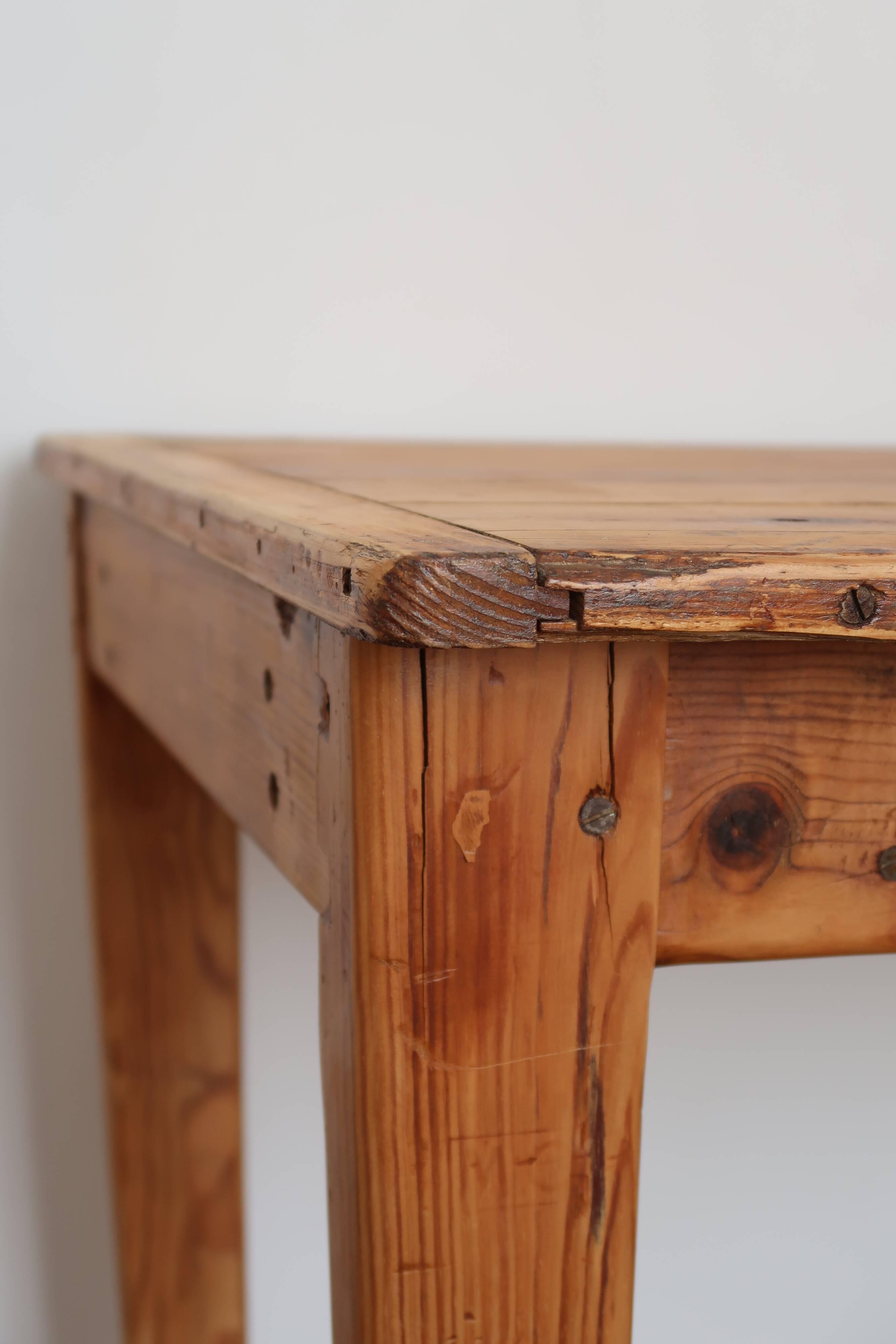 Light farmhouse table