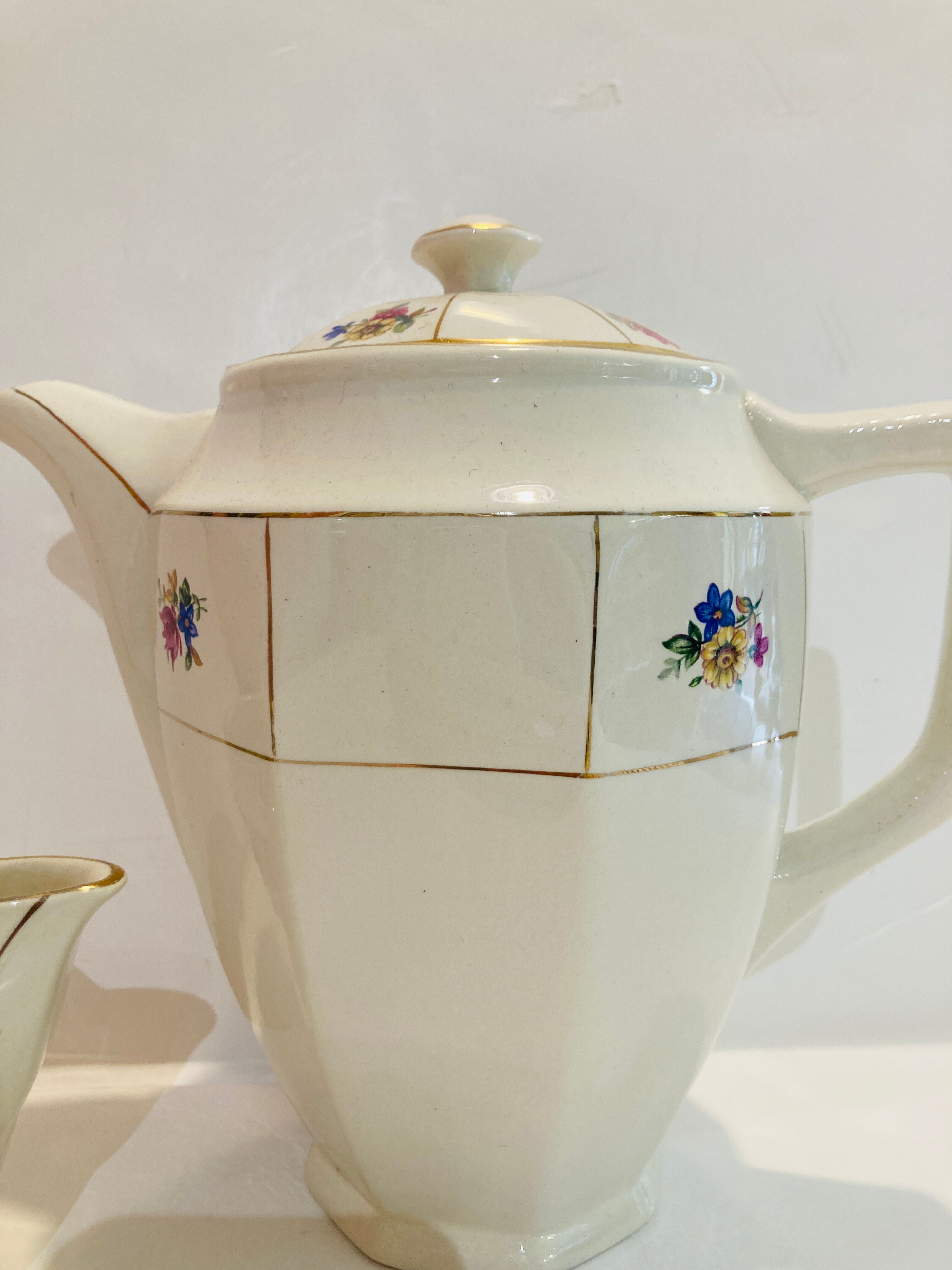 Teapot coffee maker & milk jar Sarreguemines france