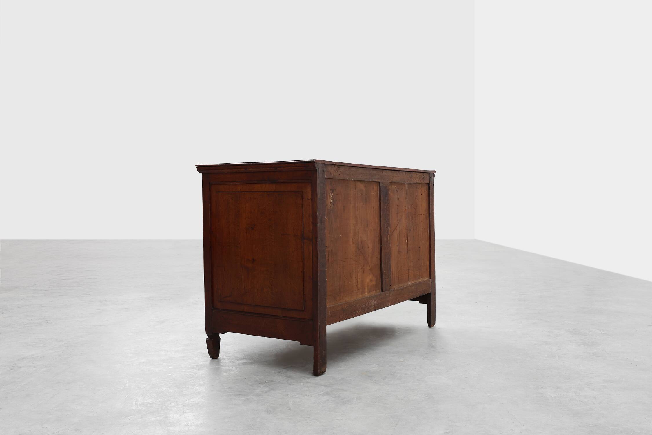 Commode en chêne de style Renaissance italienne, XVIIe siècle