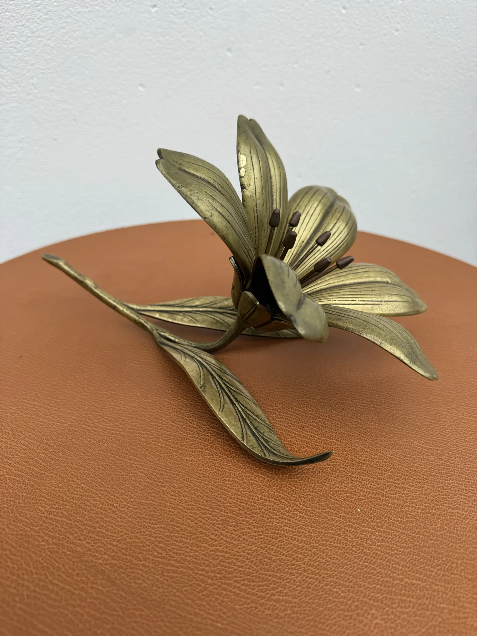 Ashtray flower solid brass 1960s