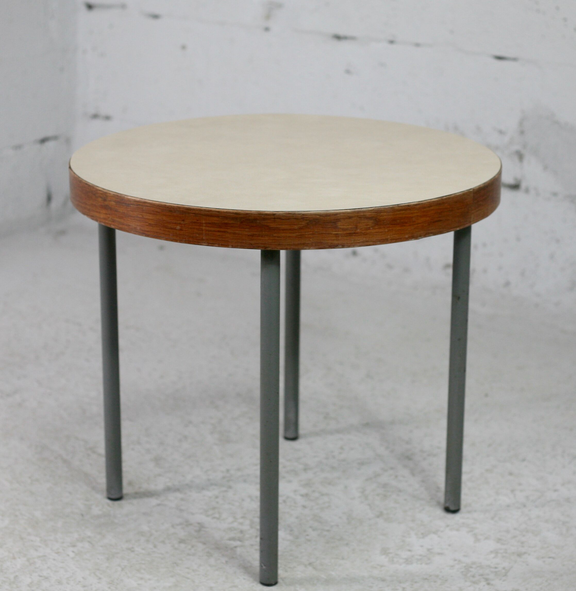 Side table tubular steel base, round top strapping wood, France, circa 1950