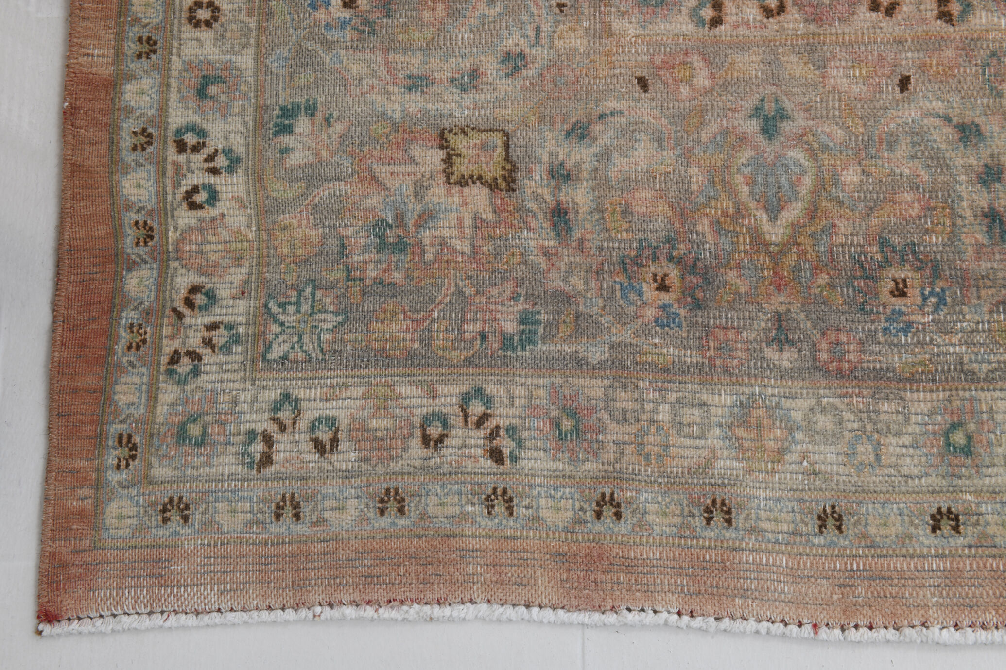 Classic persian rug, 301x385cm