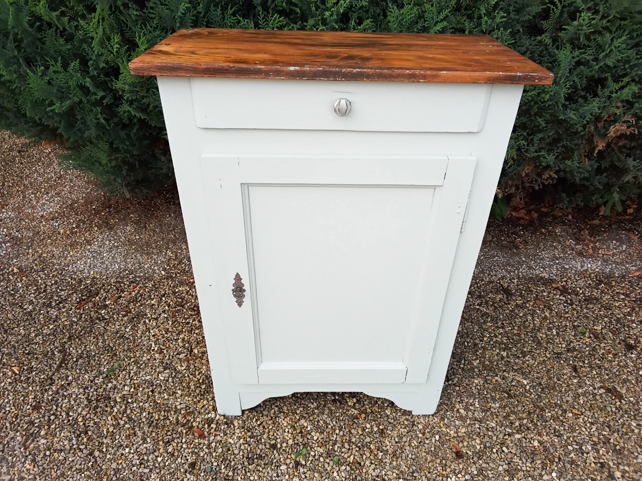 Antique confit pot