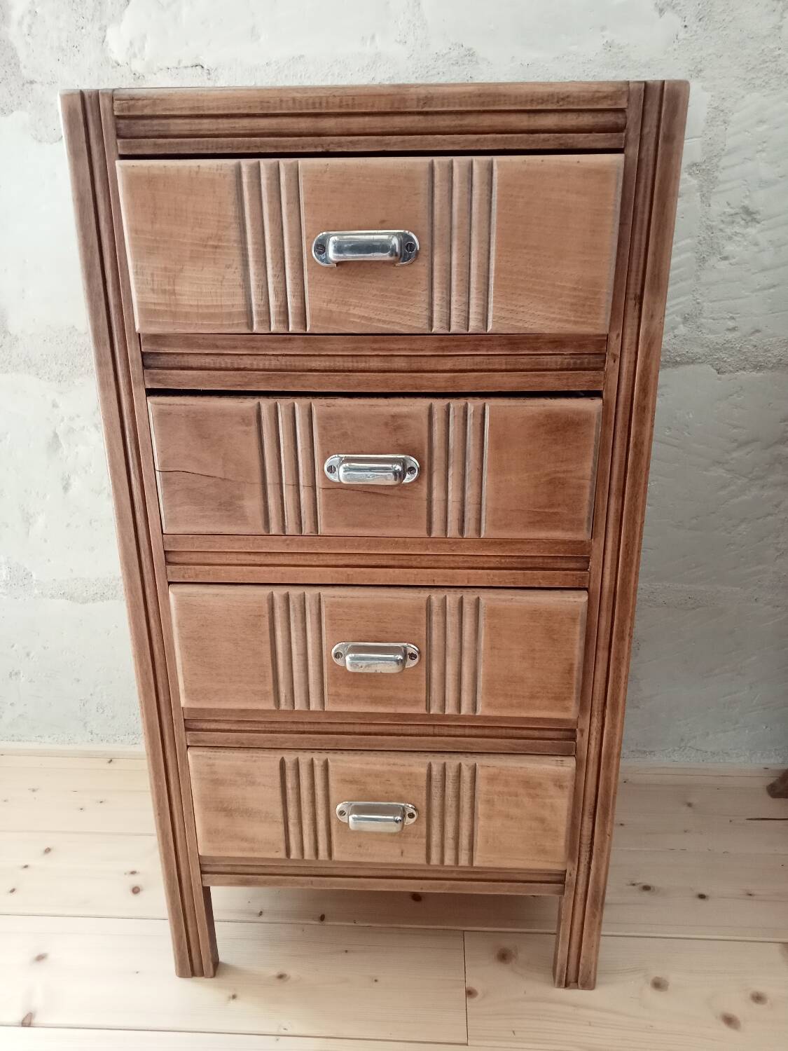 Art Deco chest of drawers