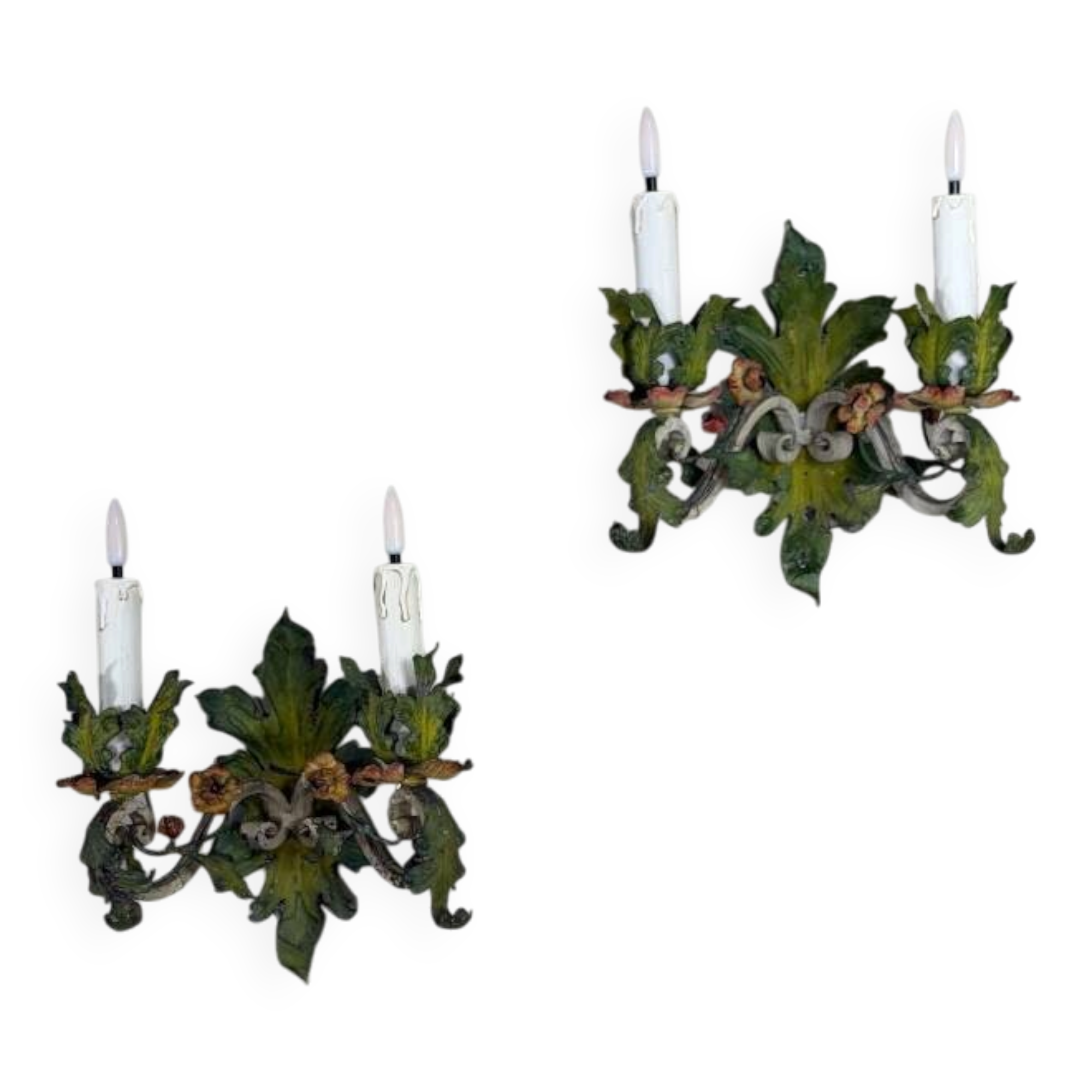 Paire d’appliques fleuries en métal polychromé, vers 1900
