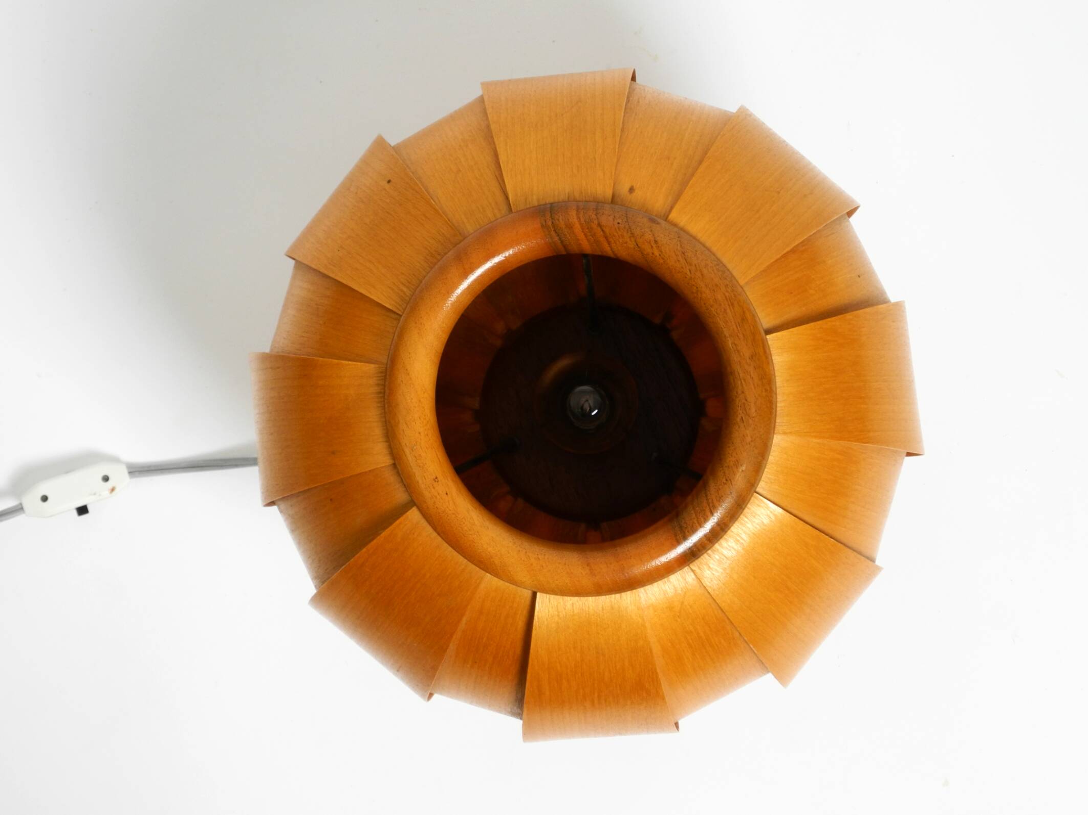 Very rare Mid Century Modern birch bentwood lamella tripod Table Lamp