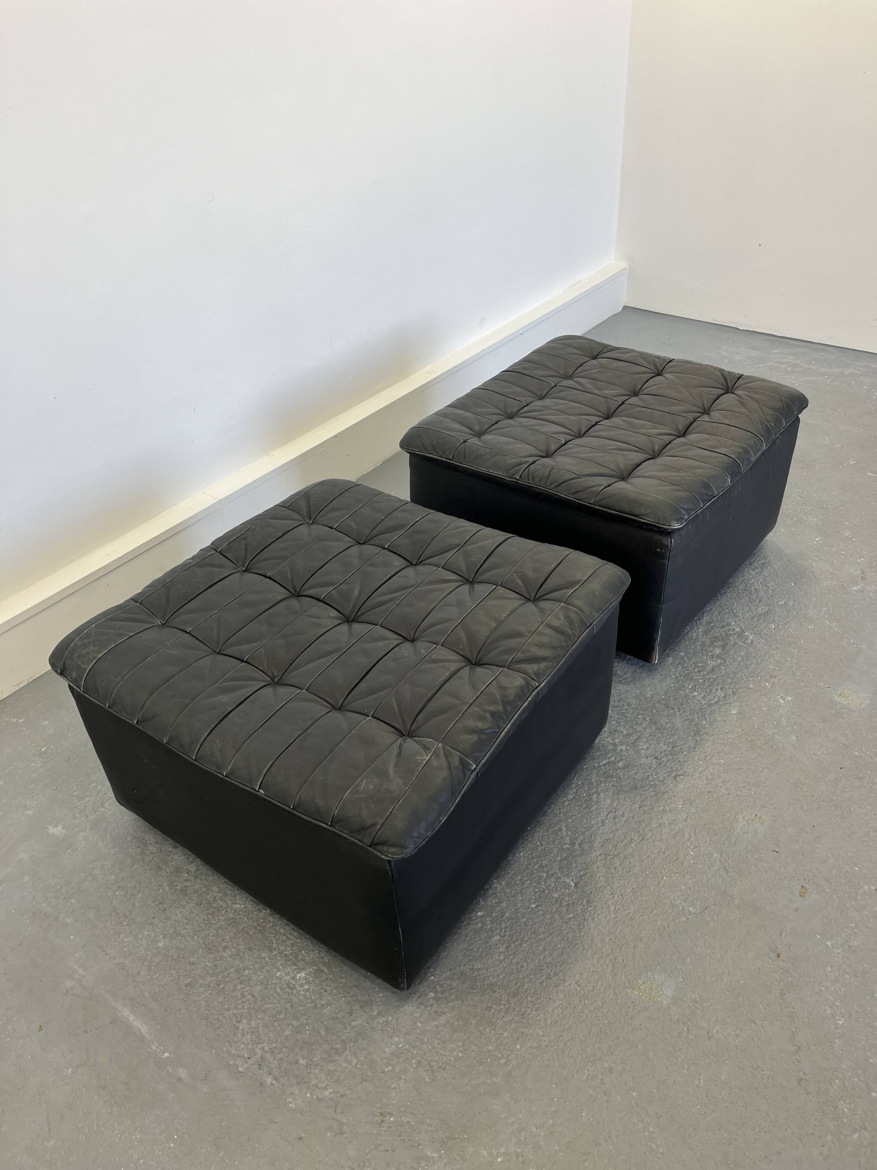 Large Swiss Poufs in Patinated Grey Leather from de Sede, 1970s, Set of 2