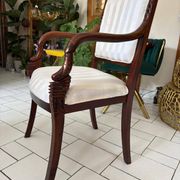 Paire de fauteuils sculptés style Empire – bois acajou