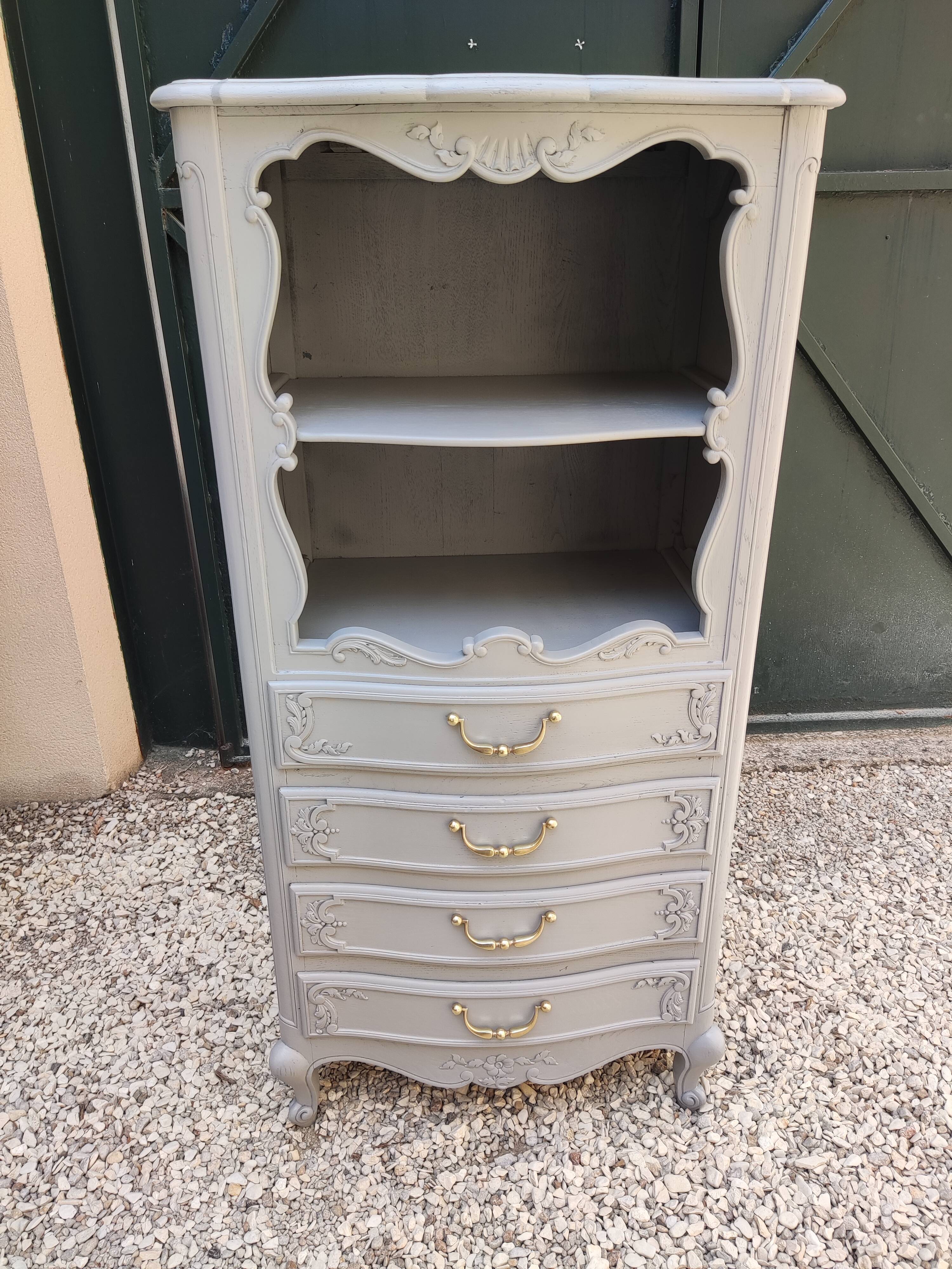 Rag picker four oak drawers