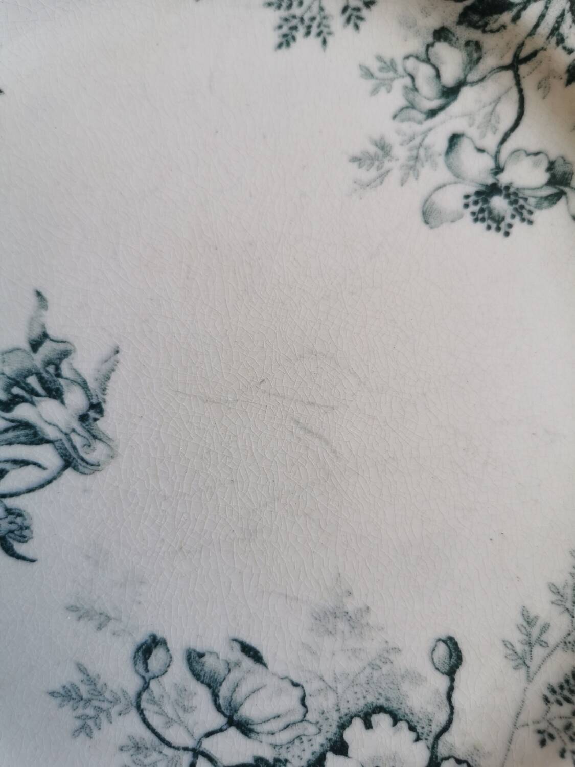 Old HC dessert plates, iron earth