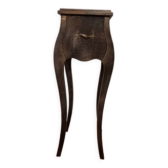 Drawer saddle