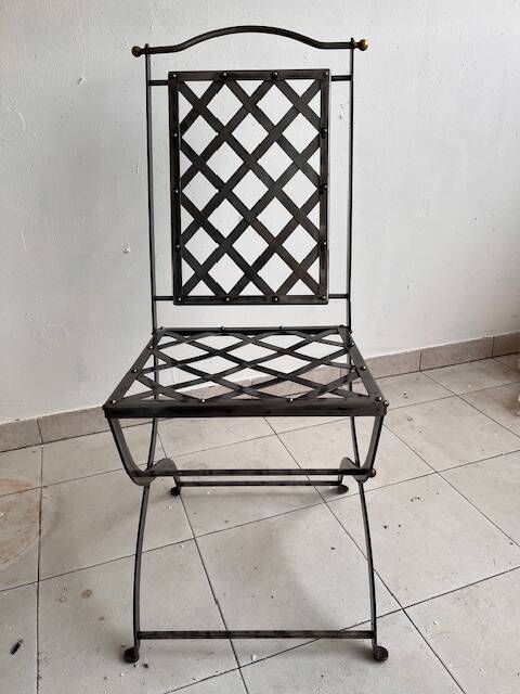 Set of 4 handcrafted steel chairs