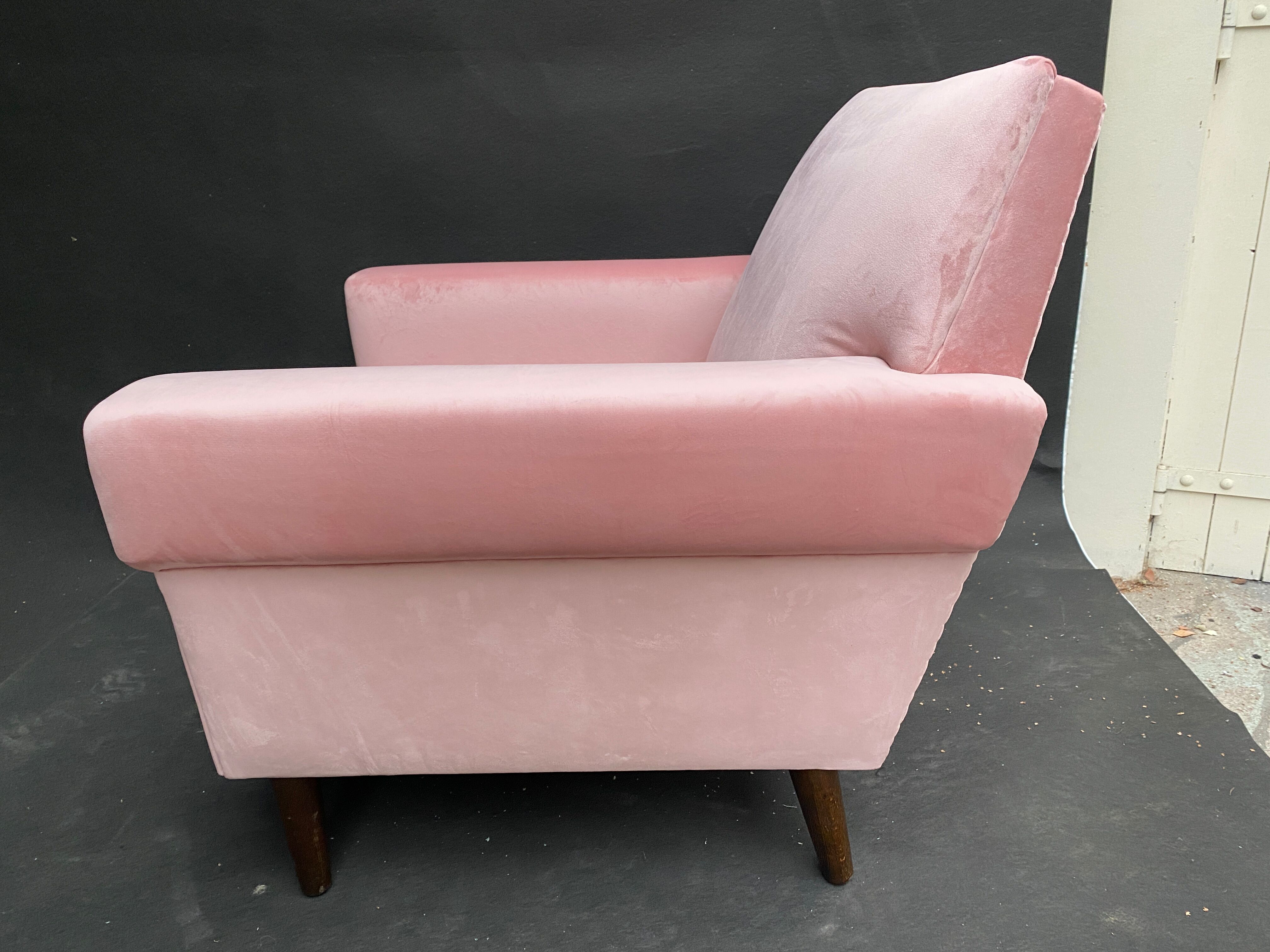Vintage pink velvet armchair