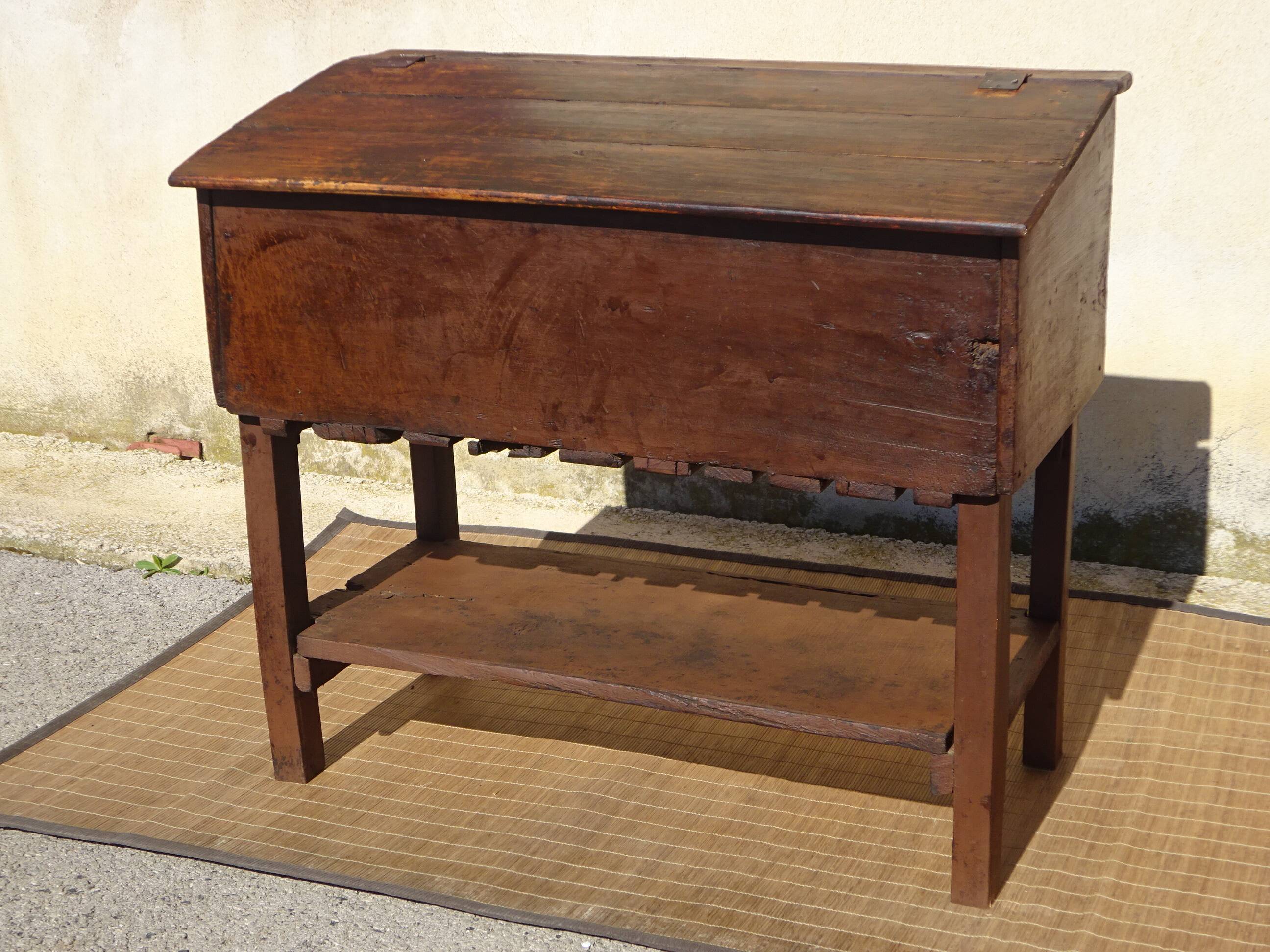 Old draining rack, chest, in solid oak