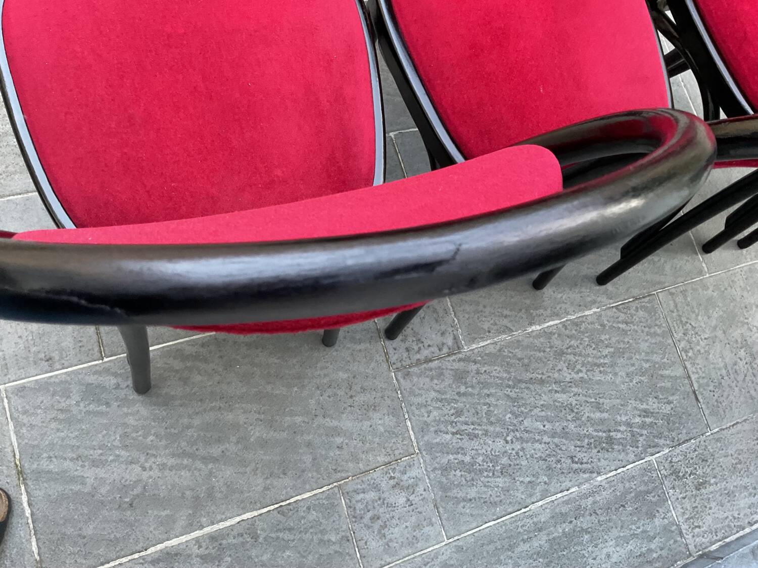 Lot de 6 chaises bistrot à médaillon