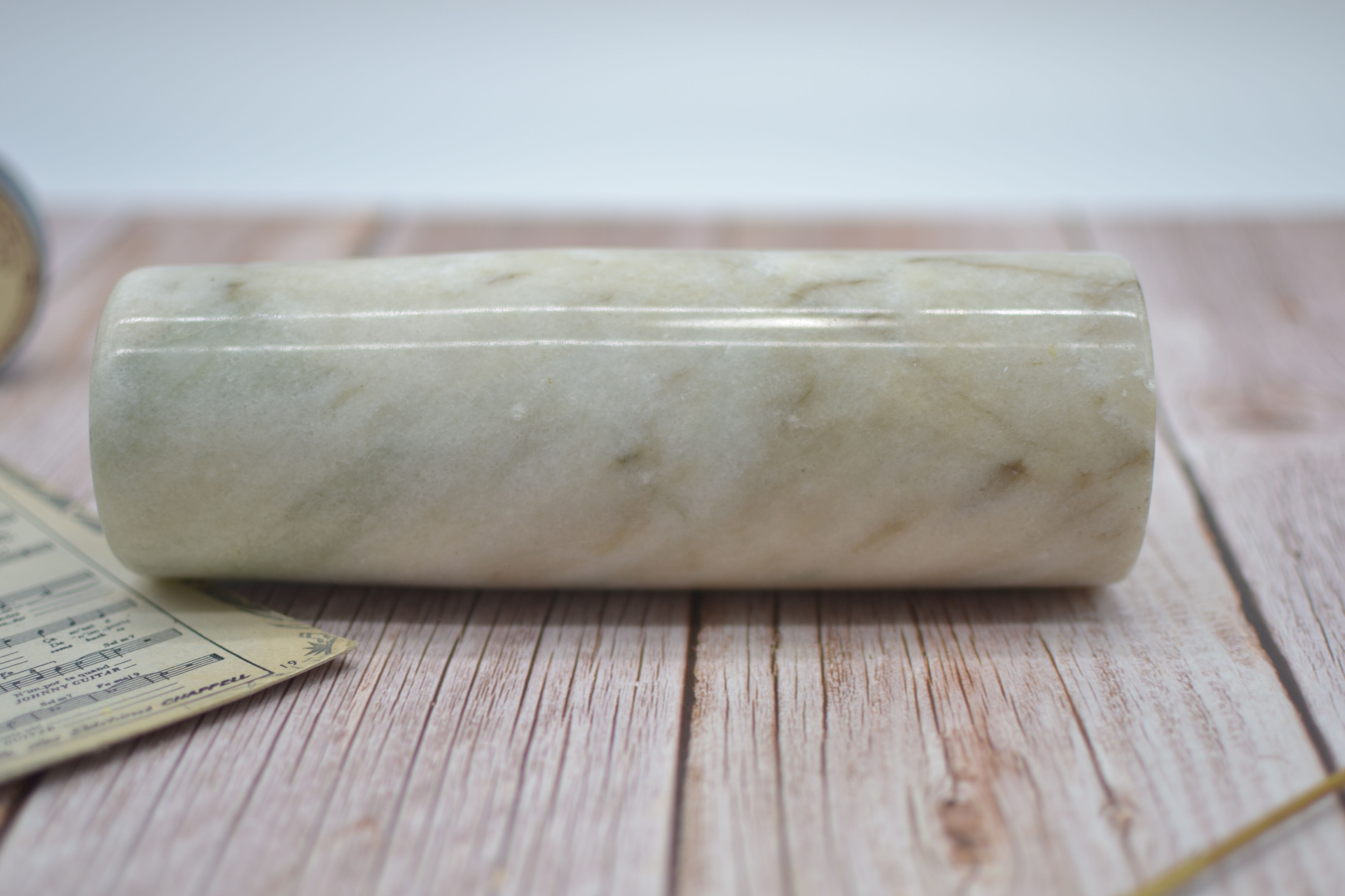 Candle holder in marble