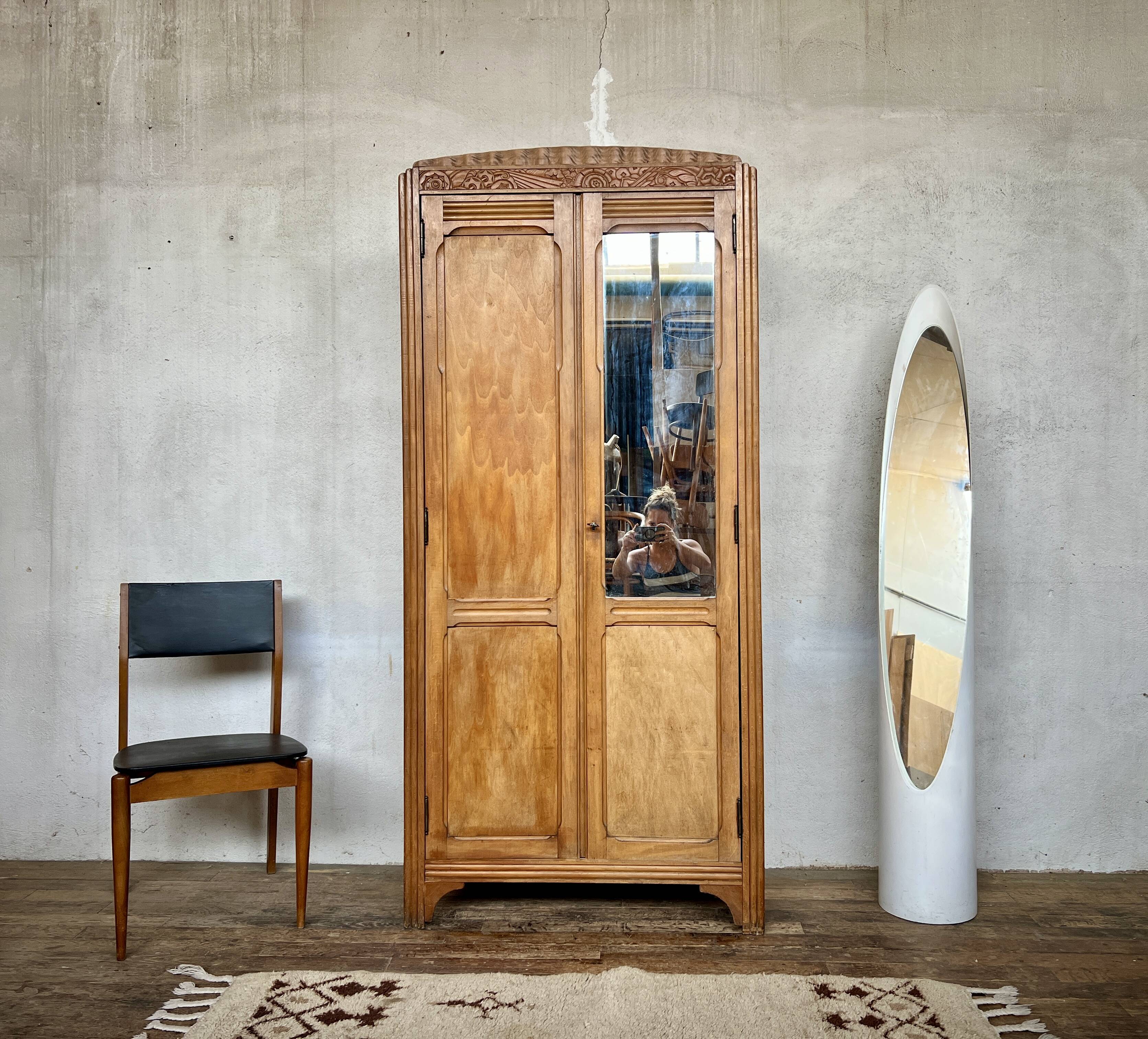 Armoire parisienne vintage Art Déco 🌟 vestiaire indus